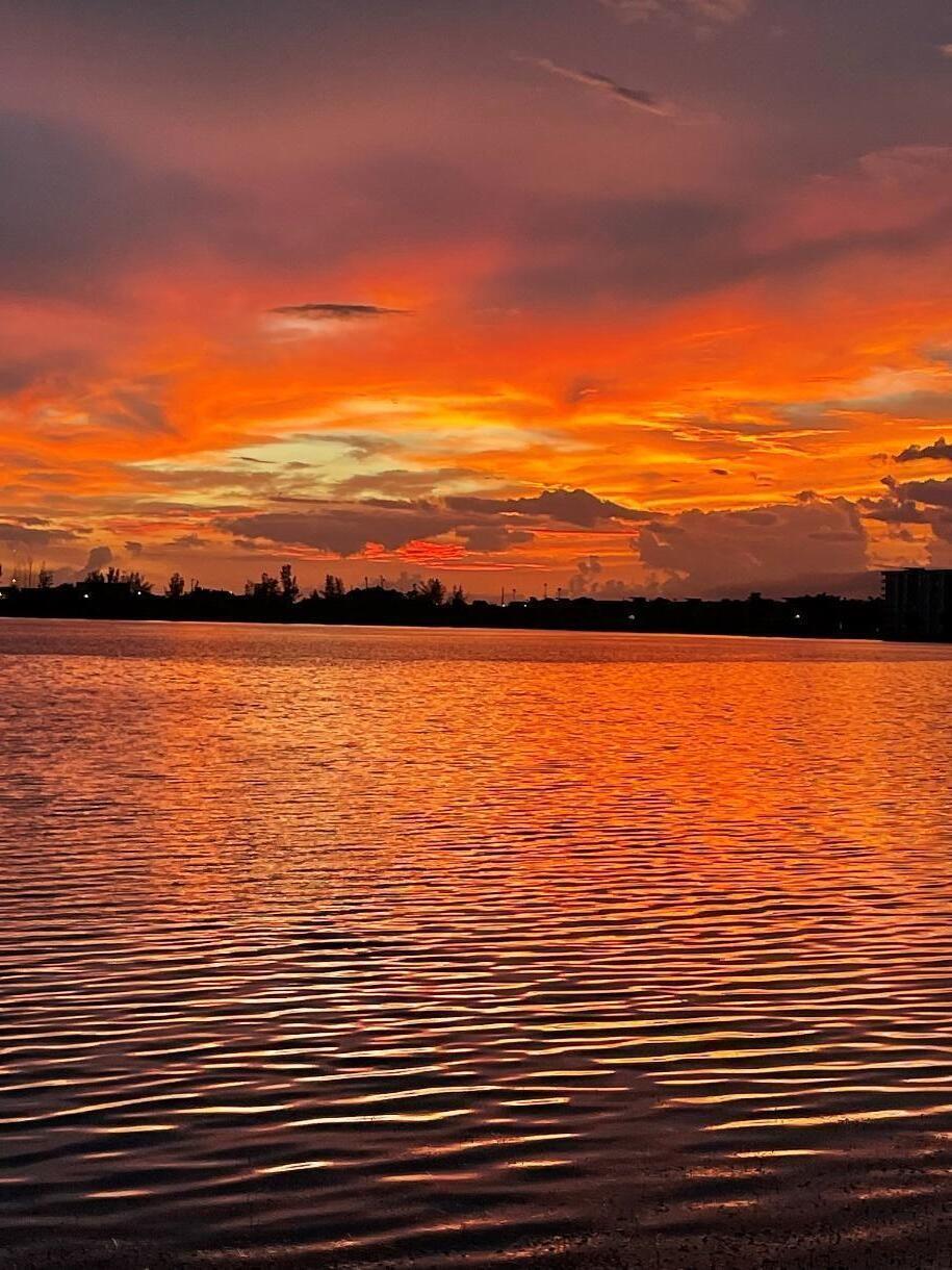 110 Lake Emerald Drive 102