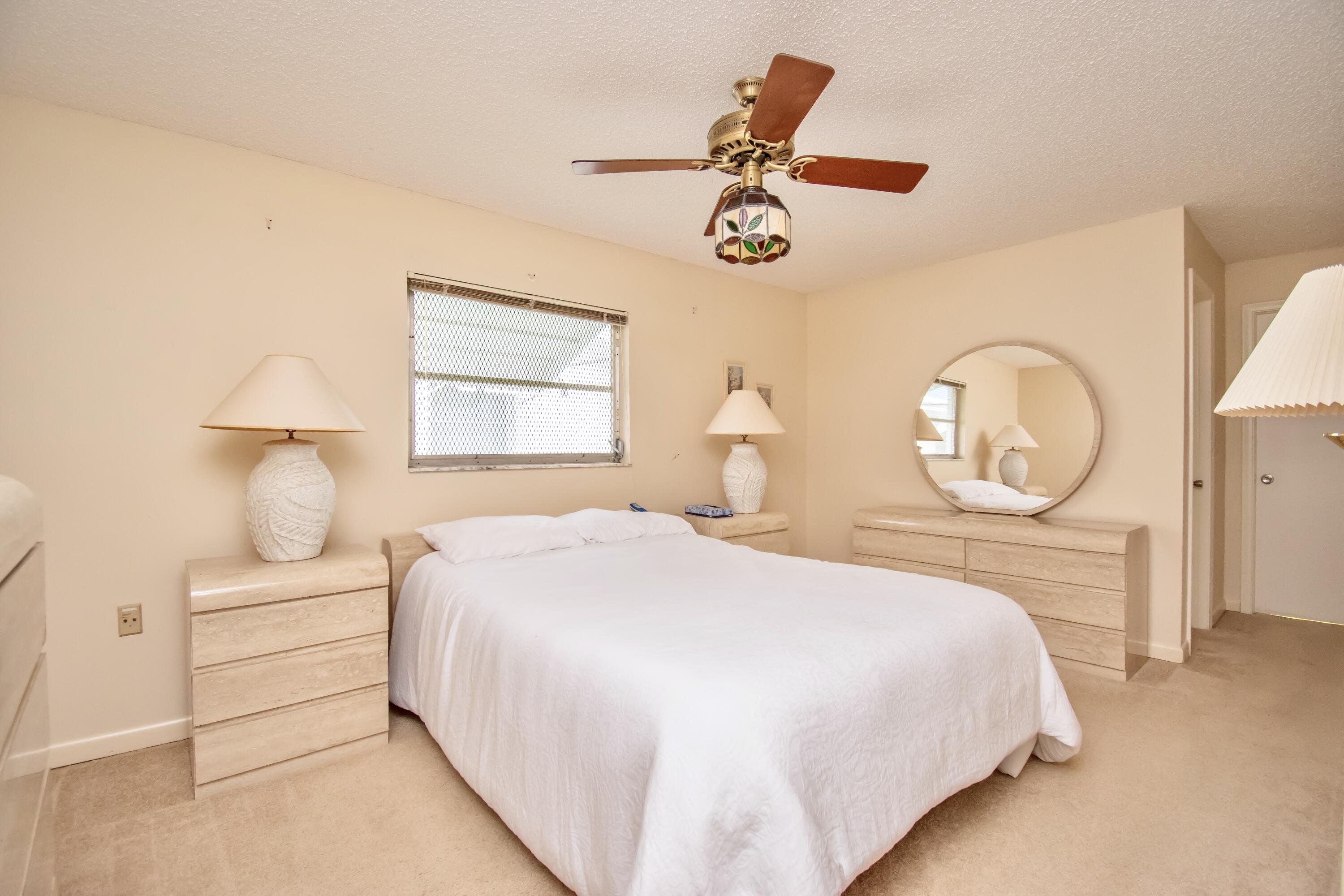 1508 SW Nicholas Drive