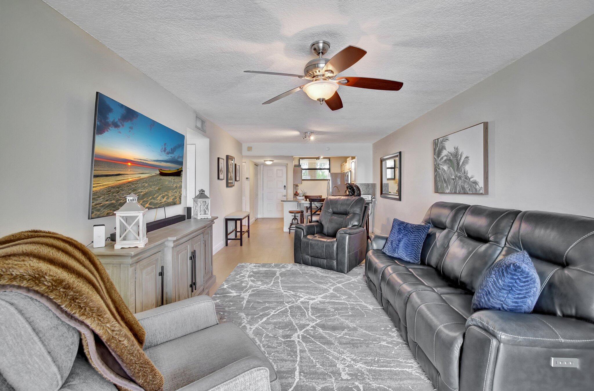 110 Lake Emerald Drive 306