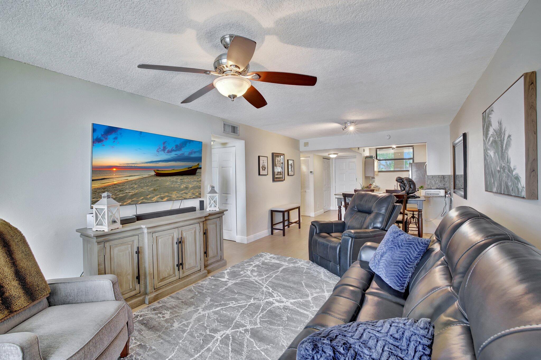 110 Lake Emerald Drive 306