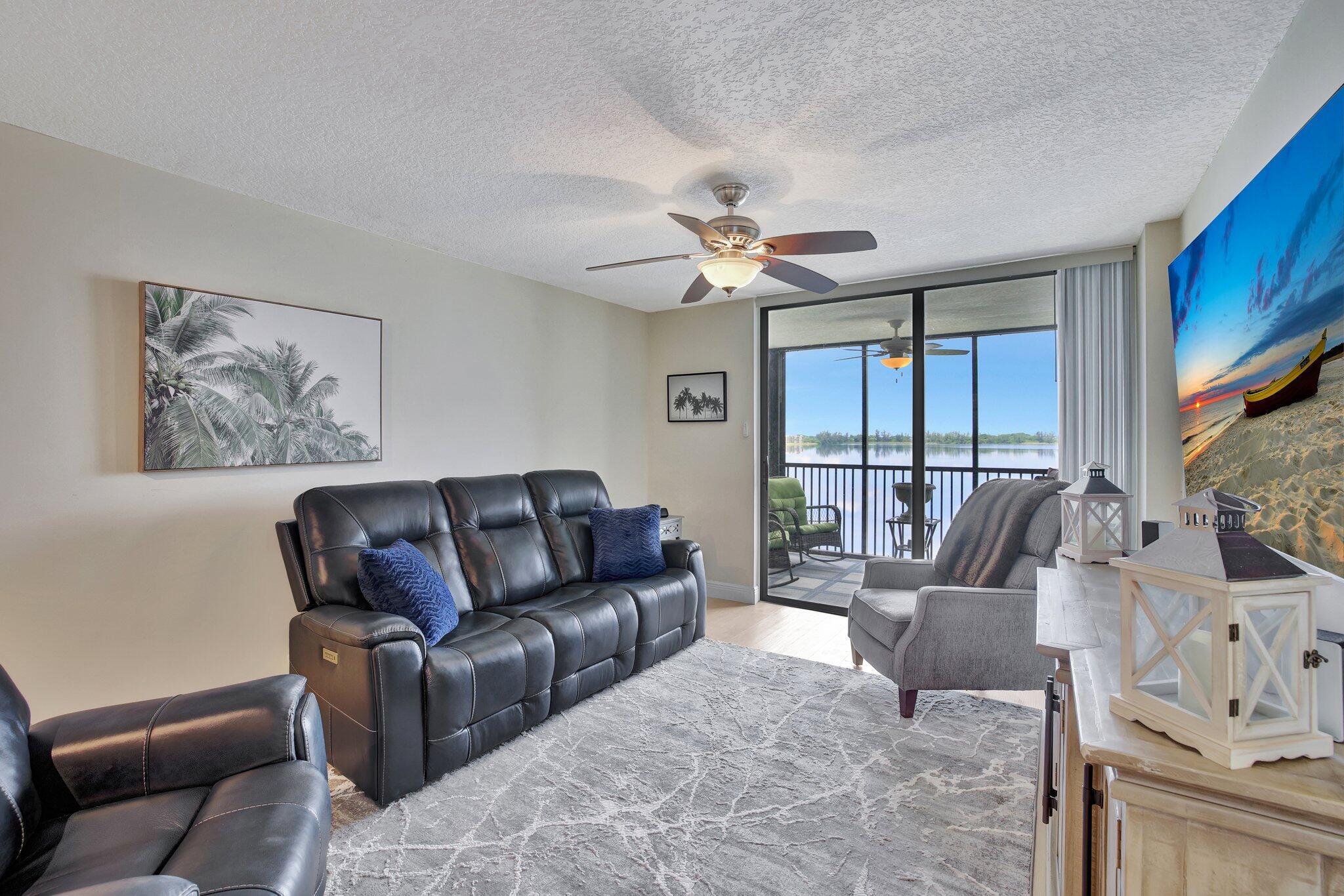 110 Lake Emerald Drive 306