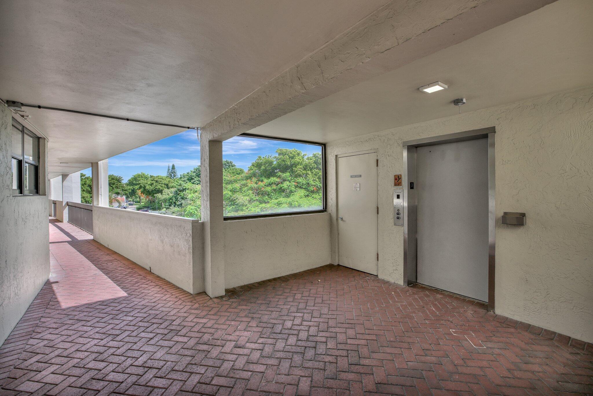 110 Lake Emerald Drive 306