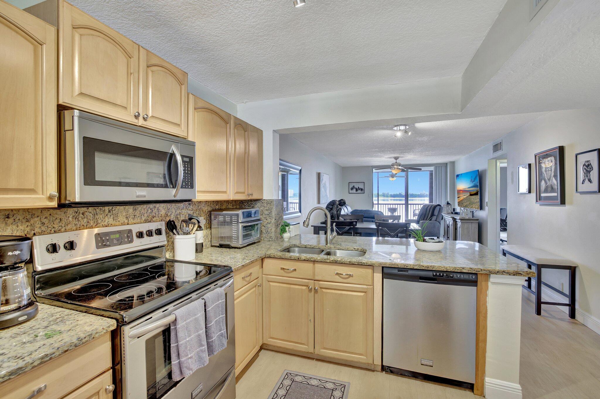 110 Lake Emerald Drive 306