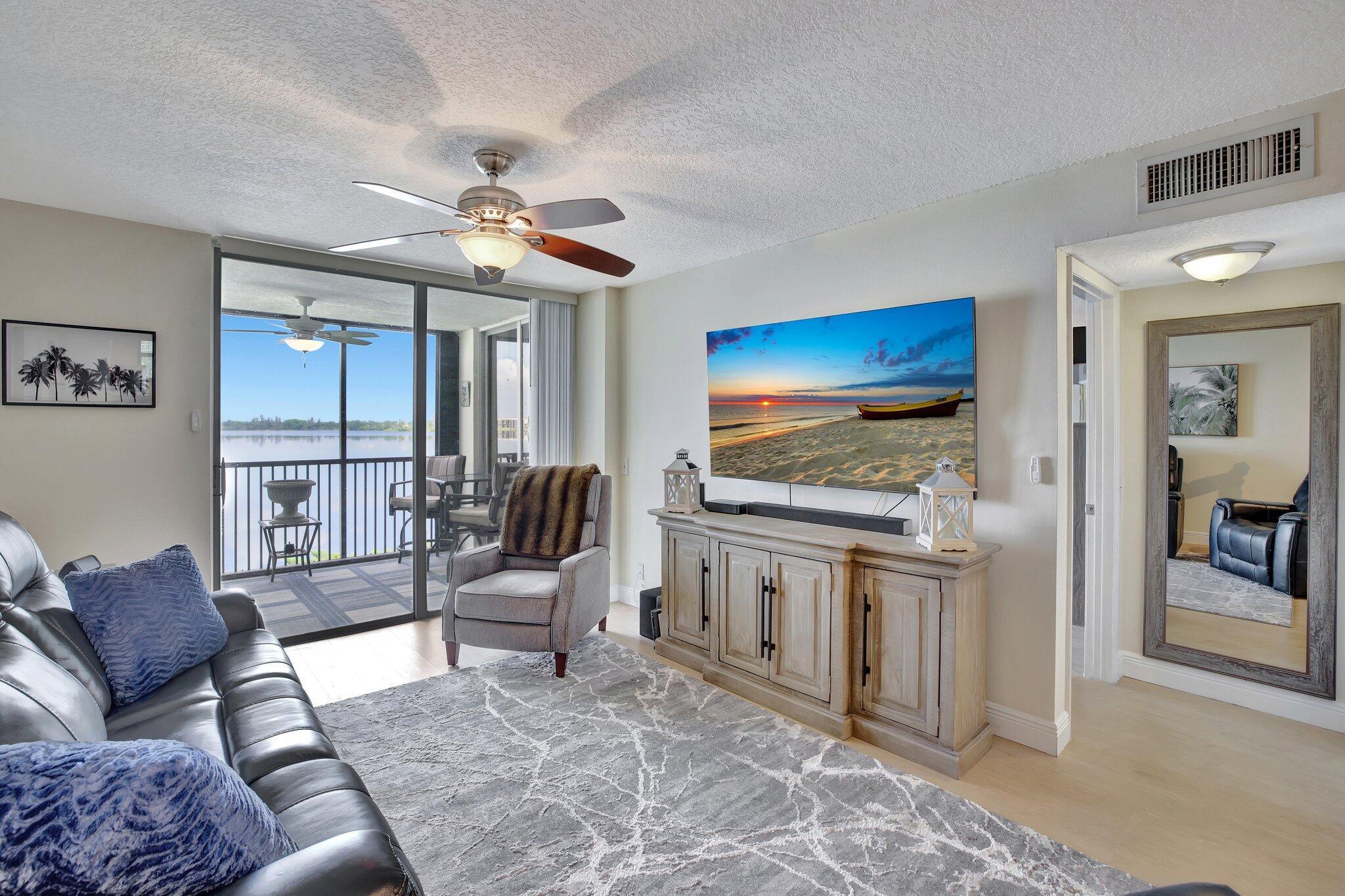 110 Lake Emerald Drive 306