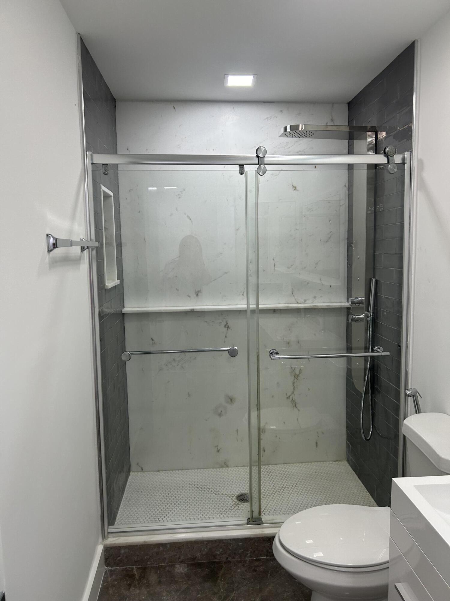 7793 Courtyard Run W 188