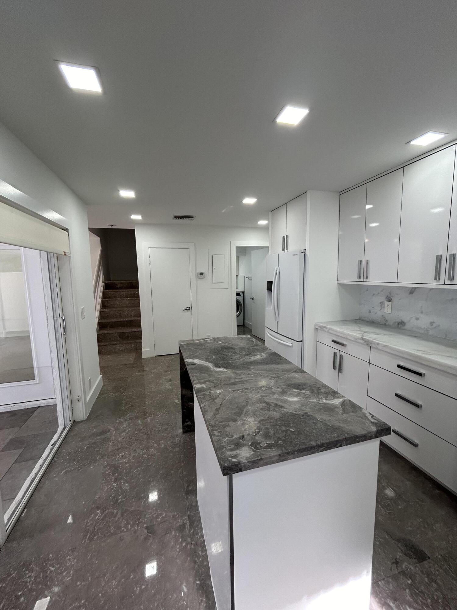 7793 Courtyard Run W 188