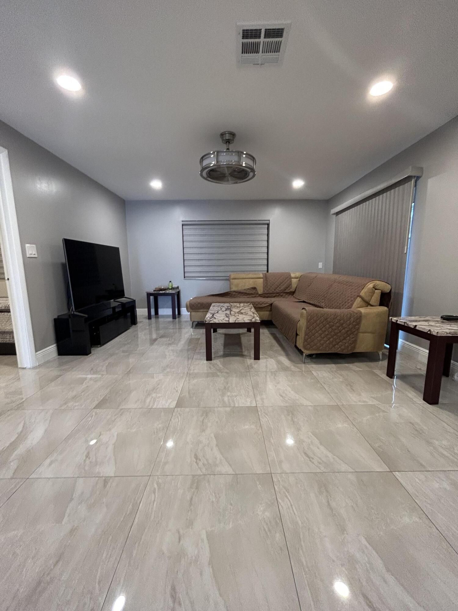 14958 Wildflower Lane