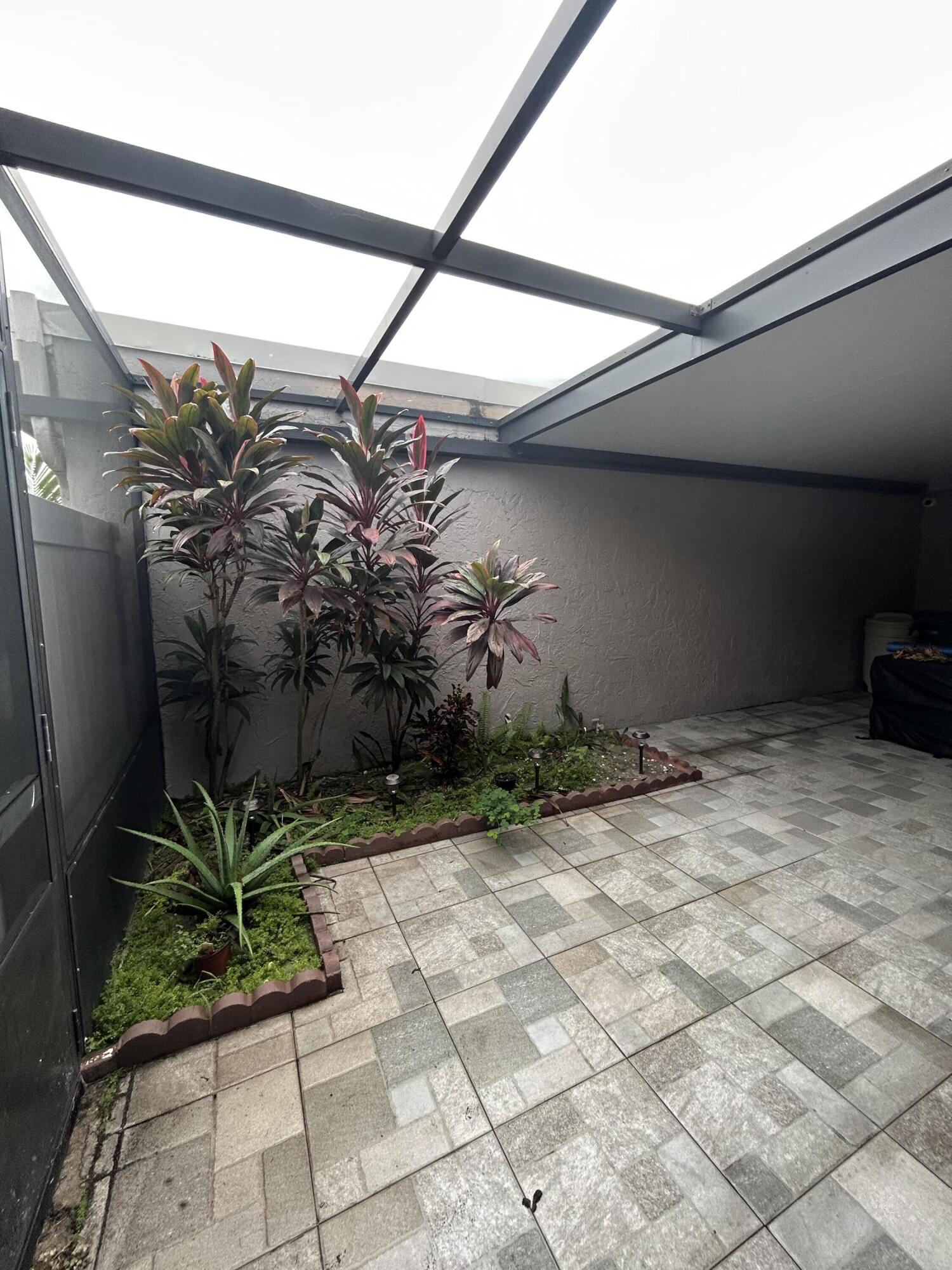 14958 Wildflower Lane