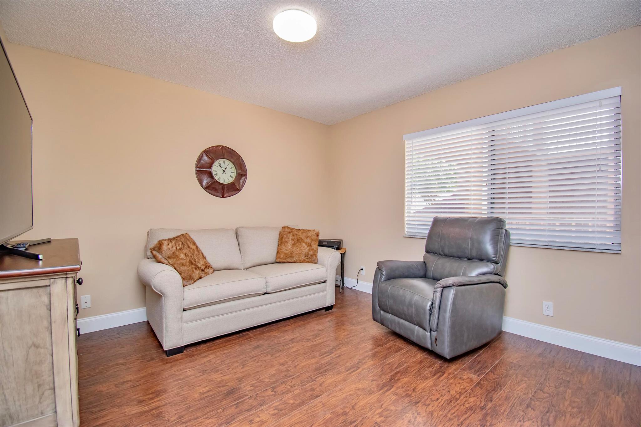 7281 Amberly Lane 205