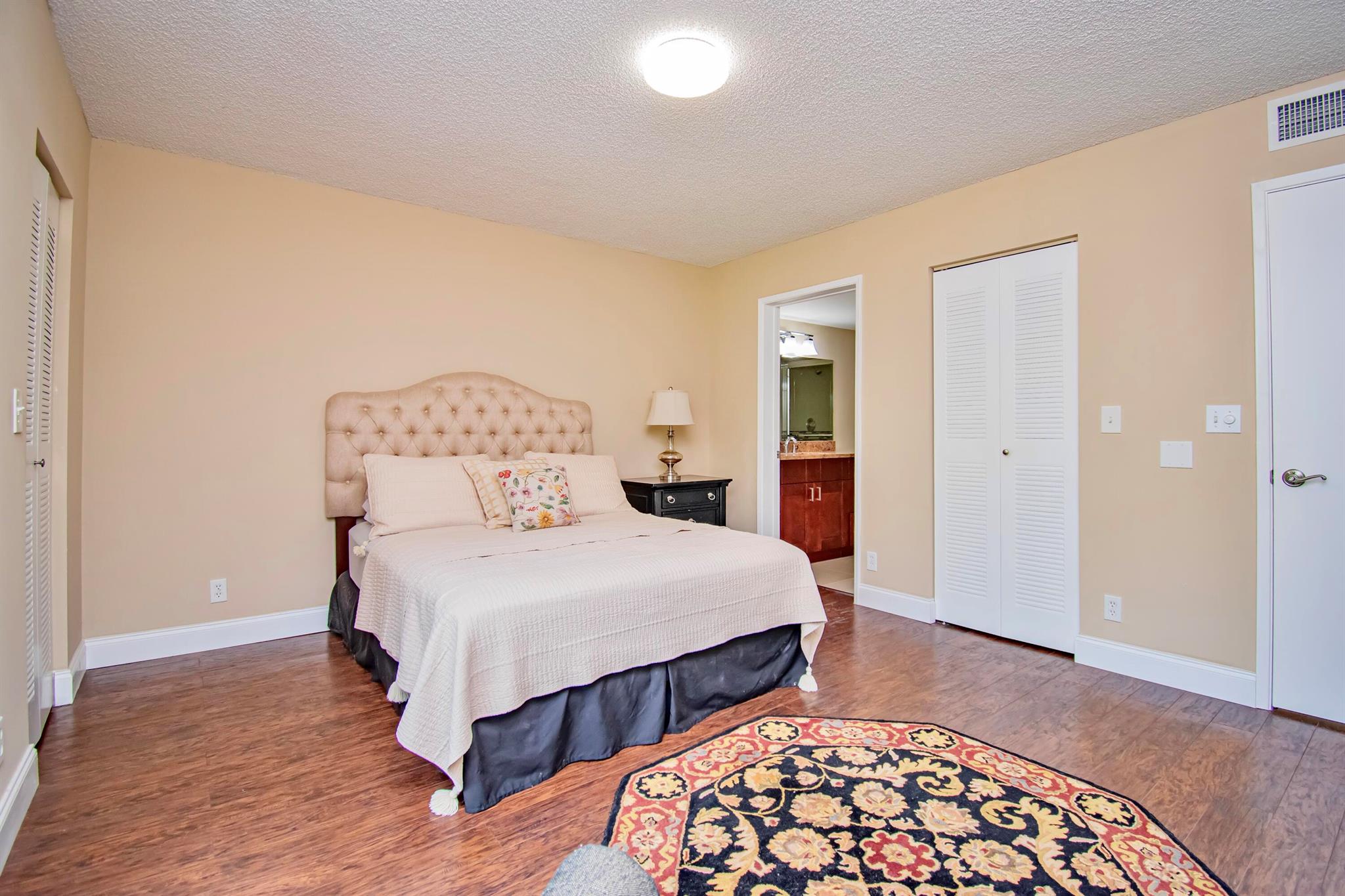 7281 Amberly Lane 205