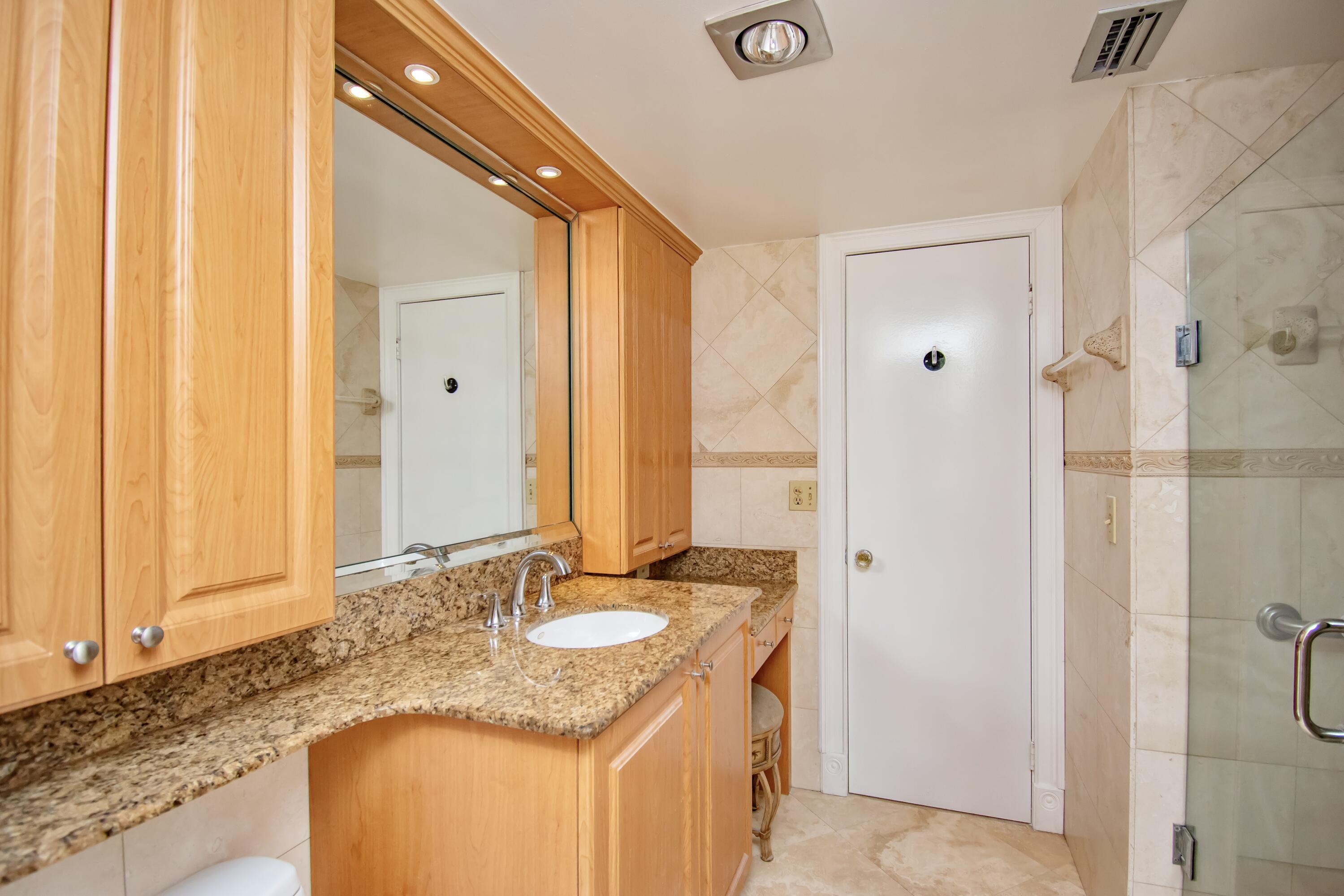 5201 NW 2nd Avenue 2090