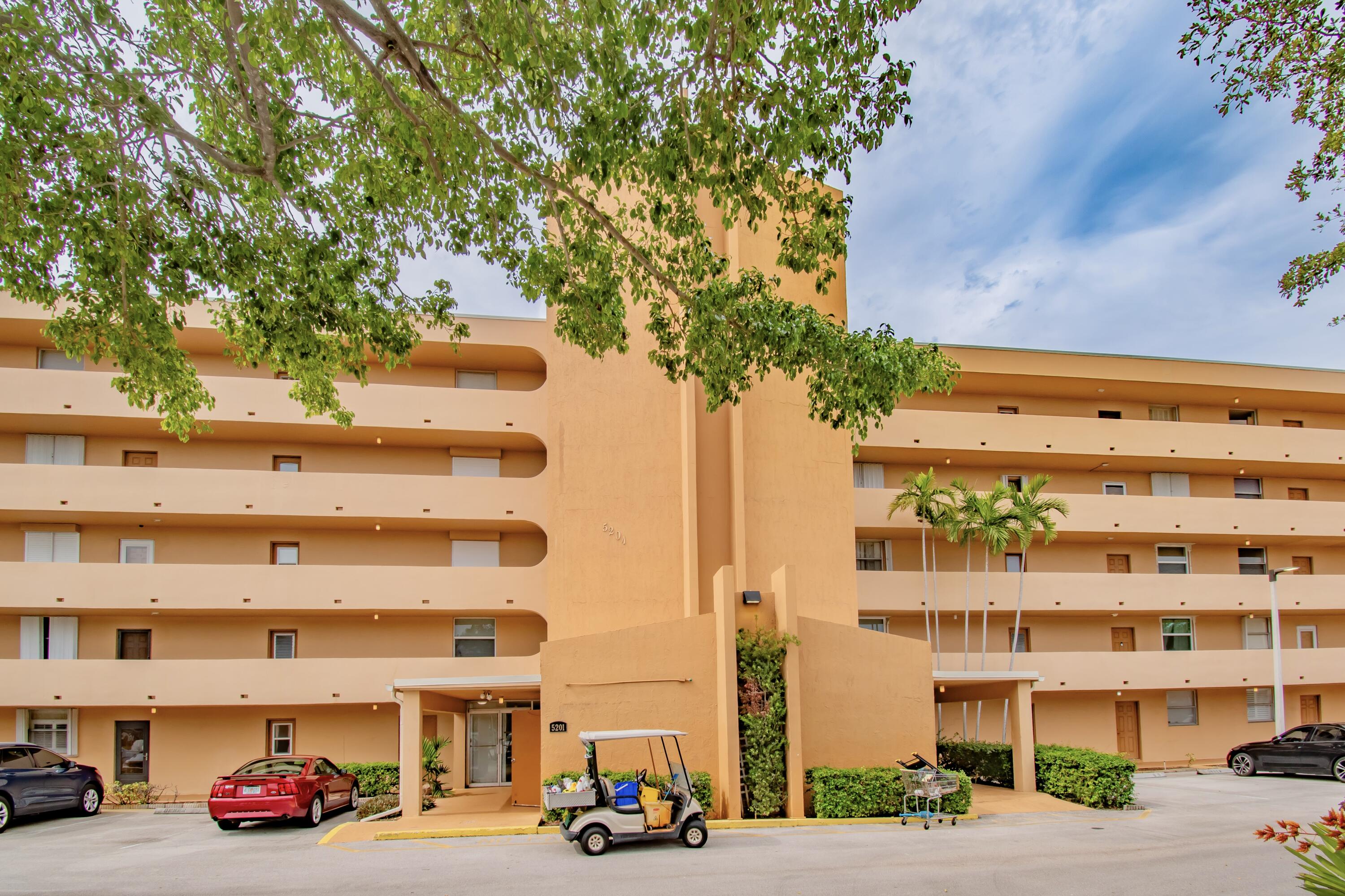 5201 NW 2nd Avenue 2090