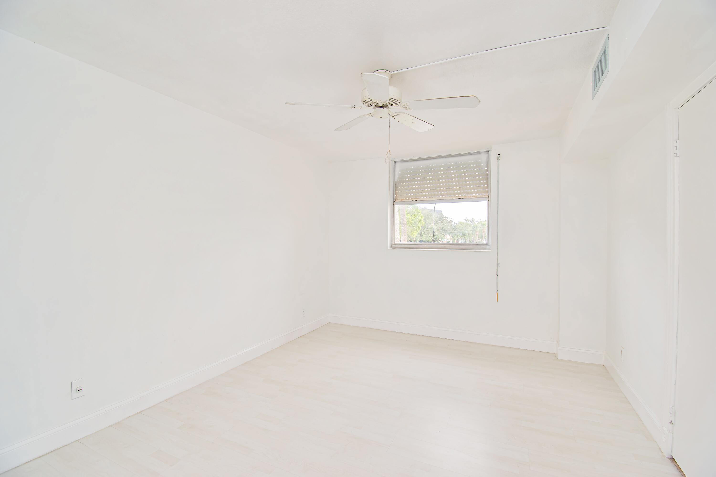 5201 NW 2nd Avenue 2090