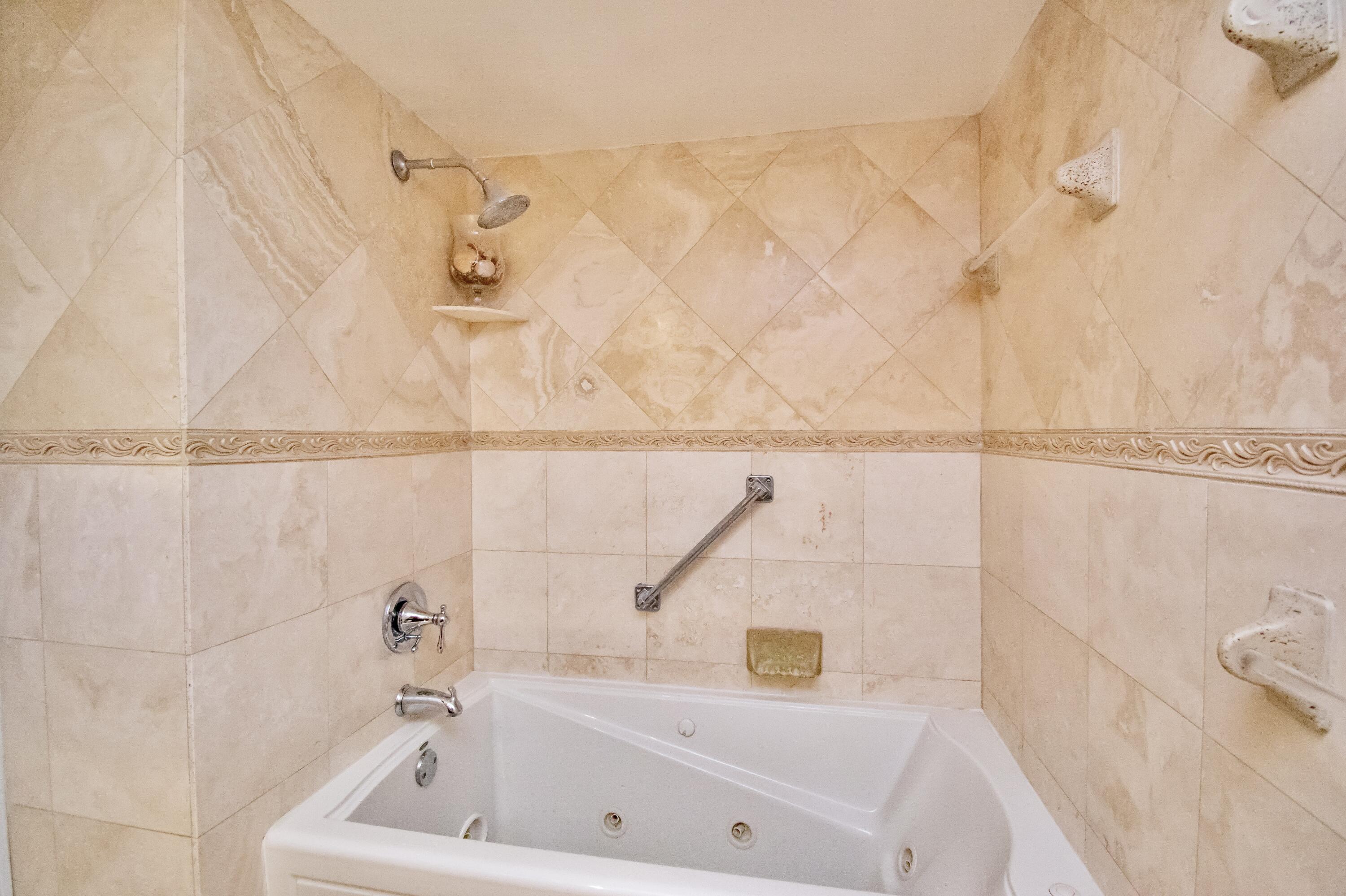 5201 NW 2nd Avenue 2090