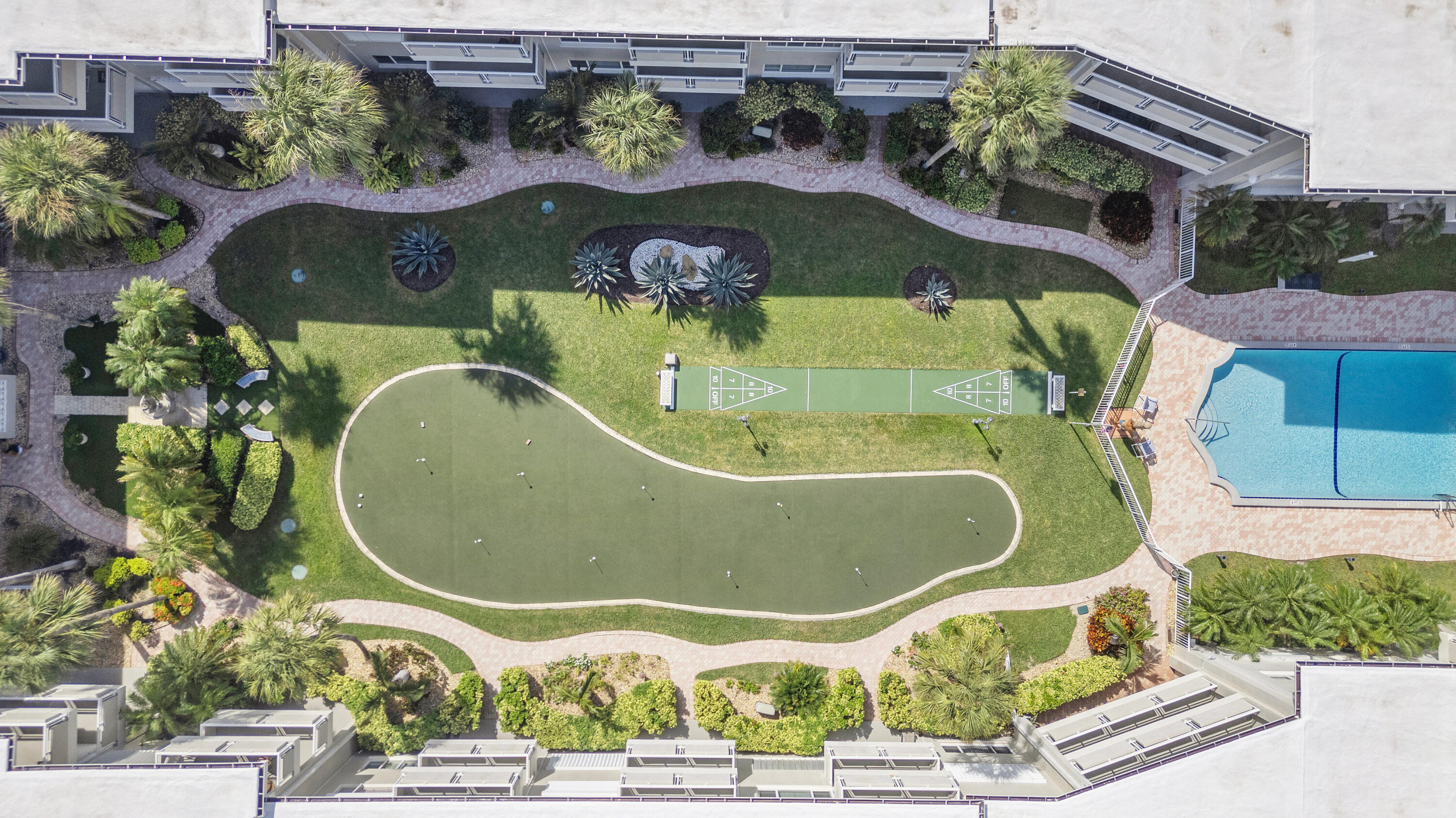 1198 Hillsboro Mile 110