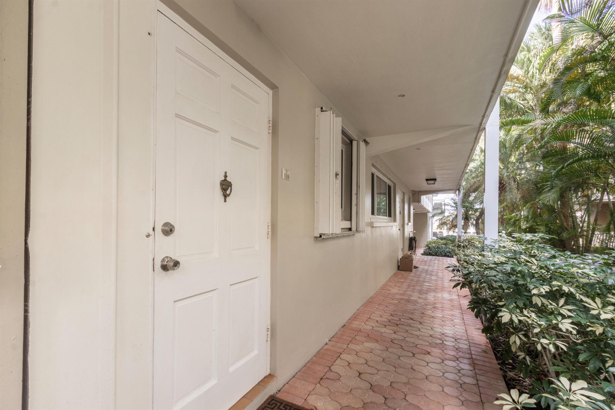 1198 Hillsboro Mile 110