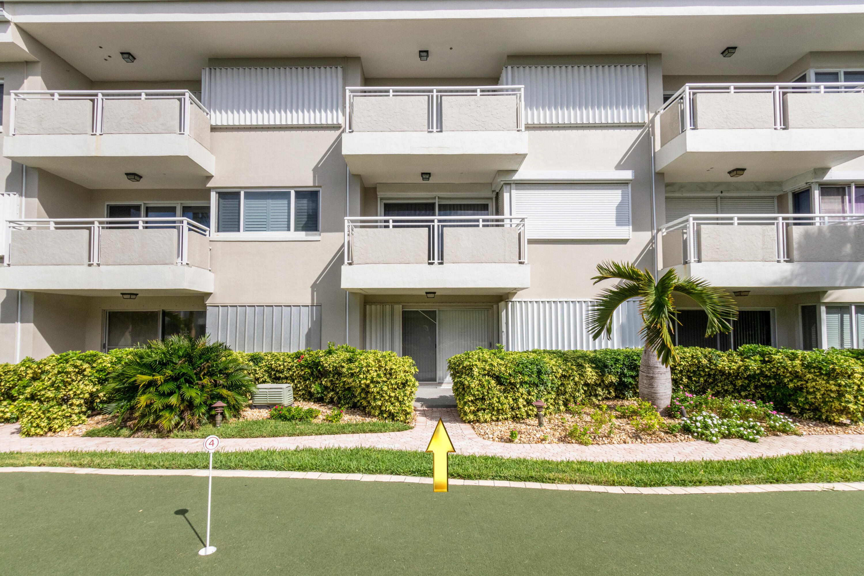 1198 Hillsboro Mile 110