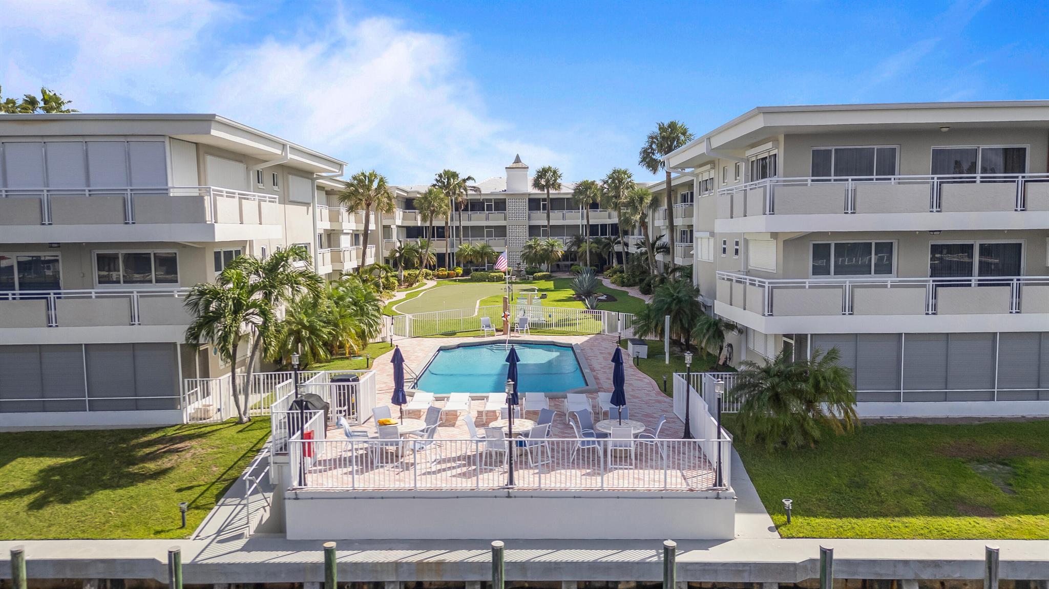 1198 Hillsboro Mile 110