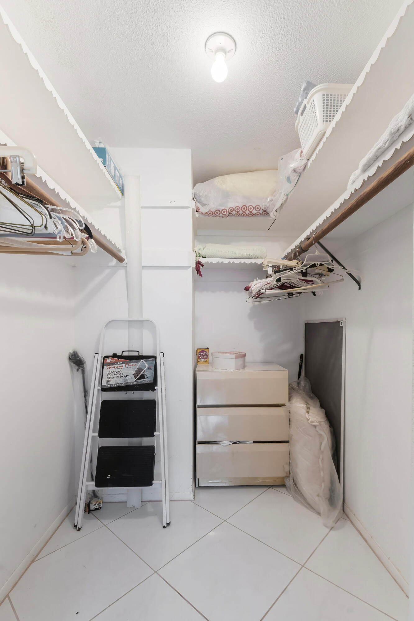 1198 Hillsboro Mile 110