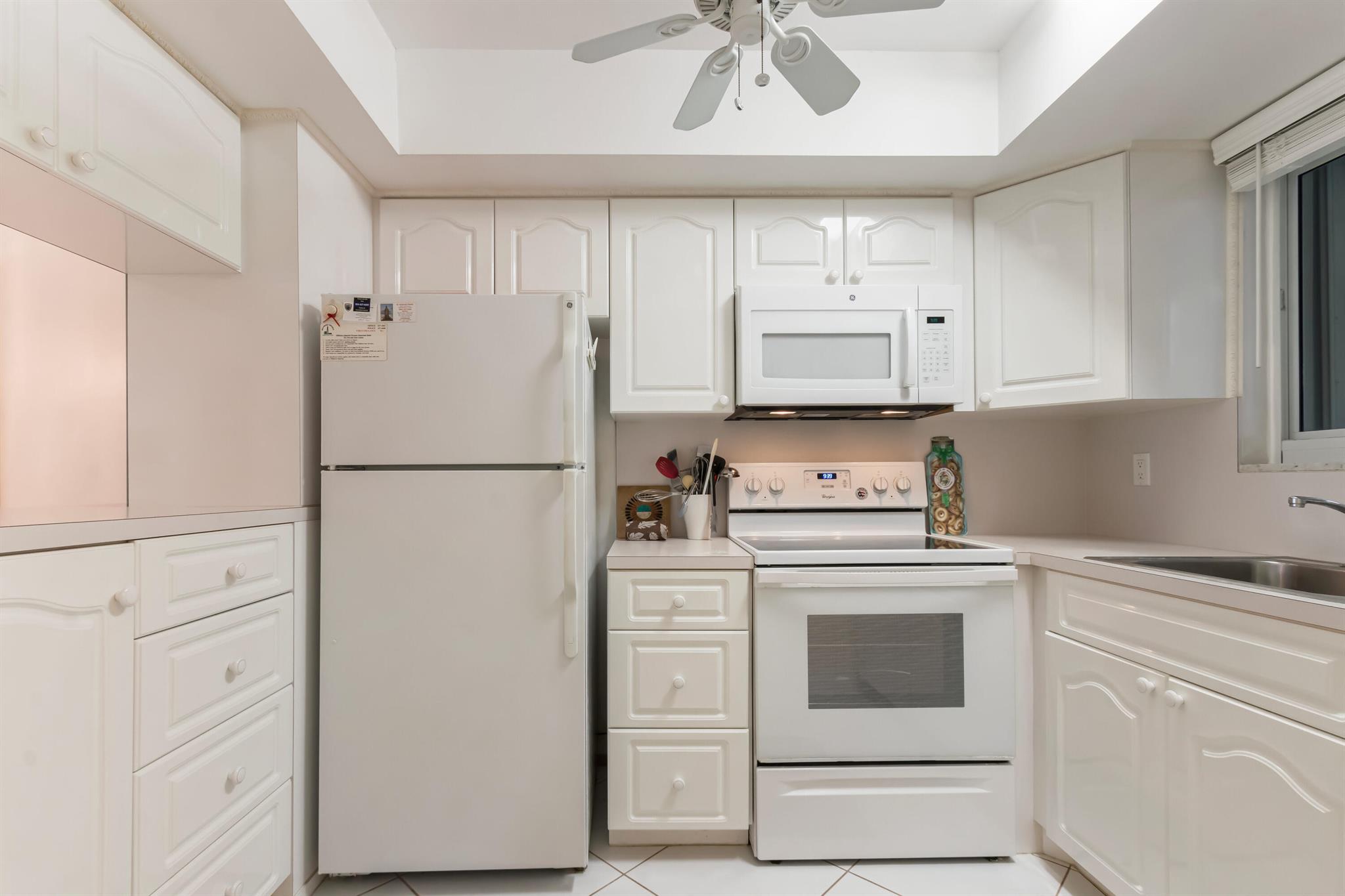 1198 Hillsboro Mile 110