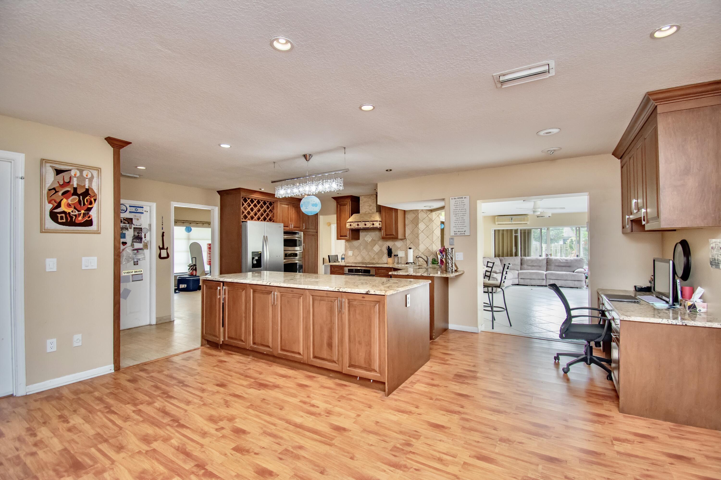 7455 San Clemente Place