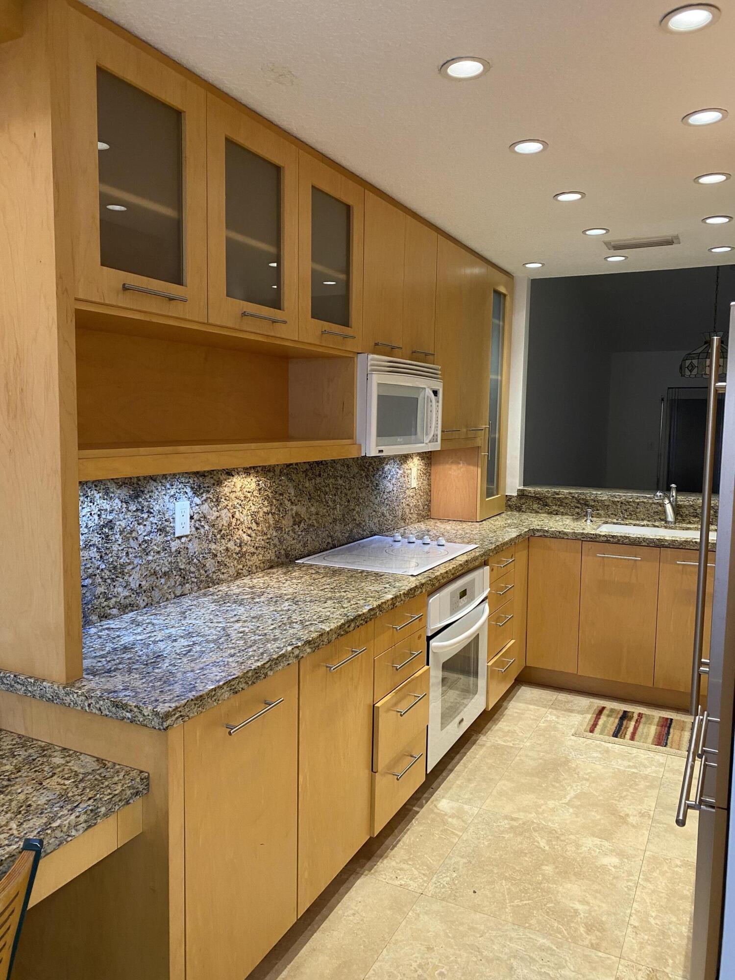 21587 Altamira Avenue