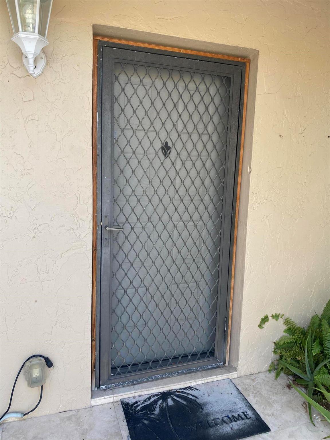 21587 Altamira Avenue