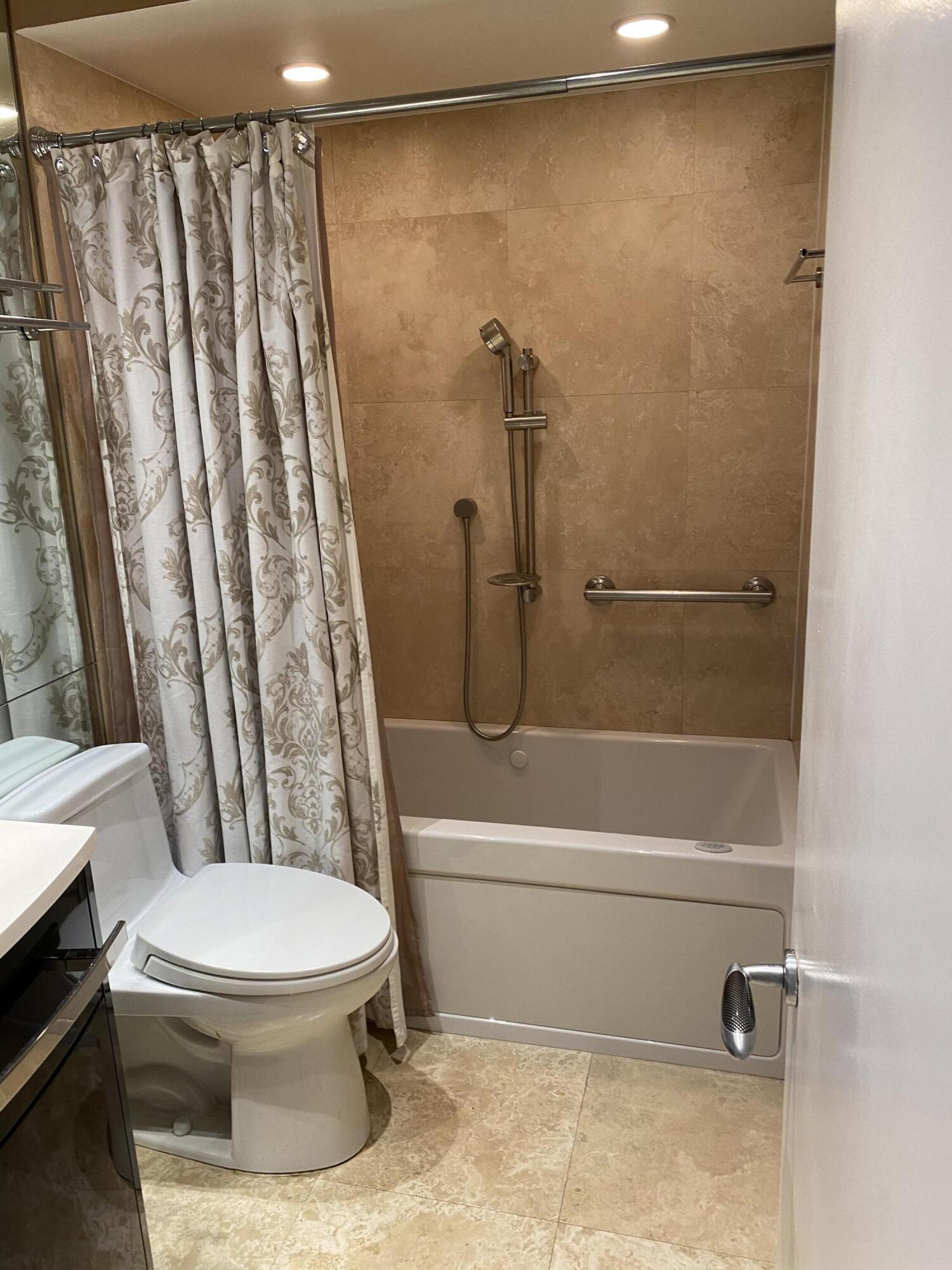 21587 Altamira Avenue