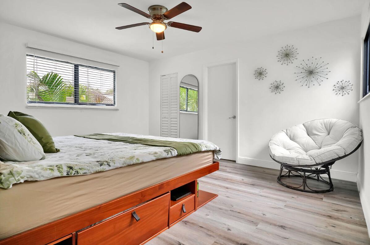 22388 Pineapple Walk Drive