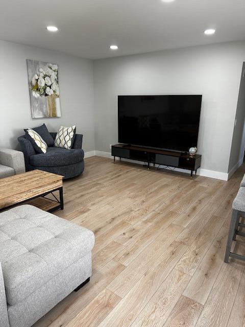 698 Normandy O Lane O