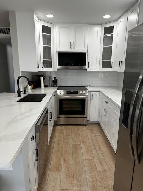 698 Normandy O Lane O