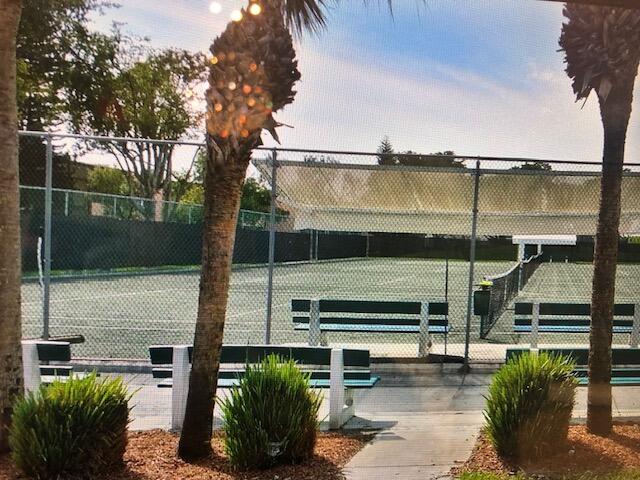 698 Normandy O Lane O