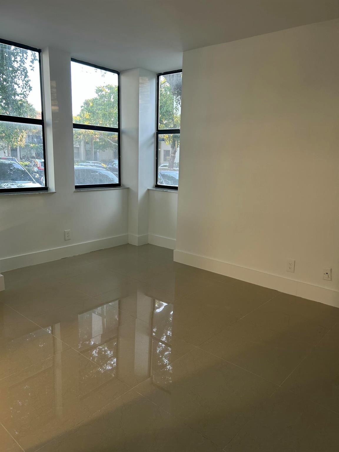 1256 S Military Trail 916