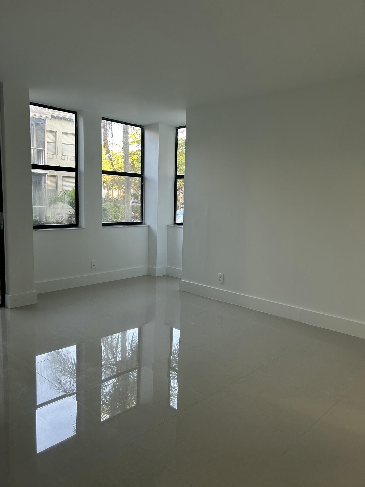 1256 S Military Trail 916