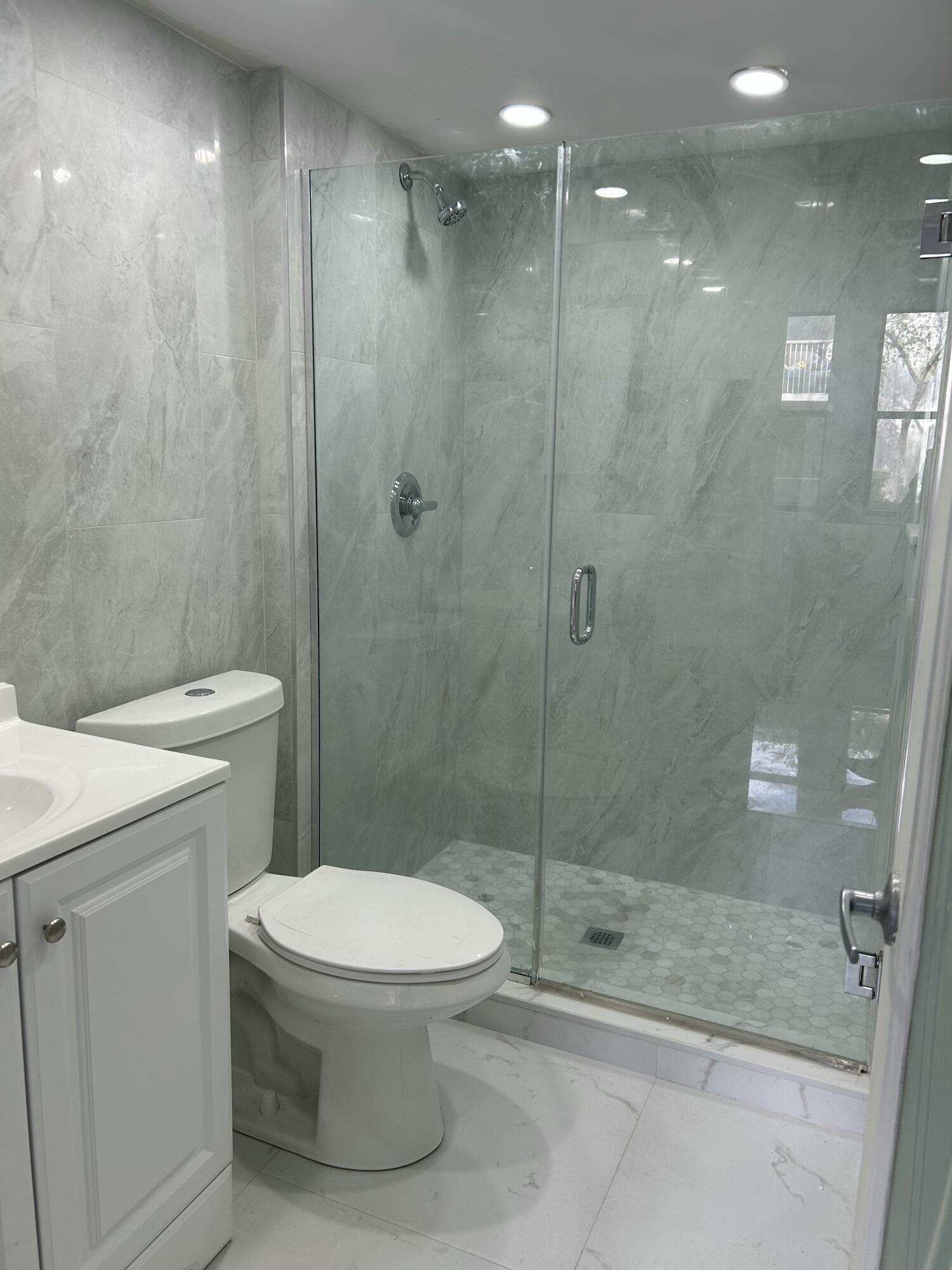 1256 S Military Trail 916