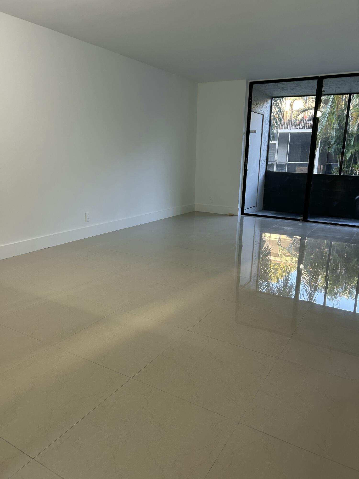 1256 S Military Trail 916