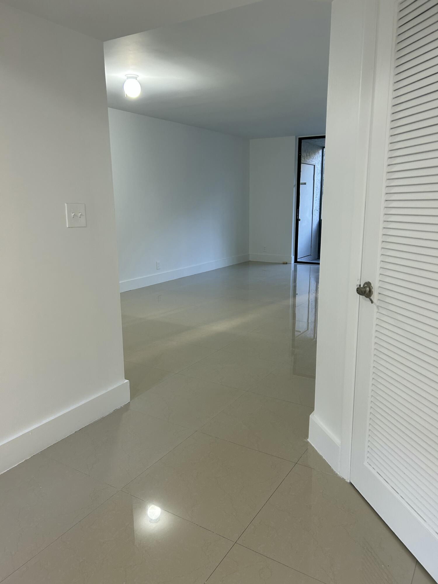 1256 S Military Trail 916