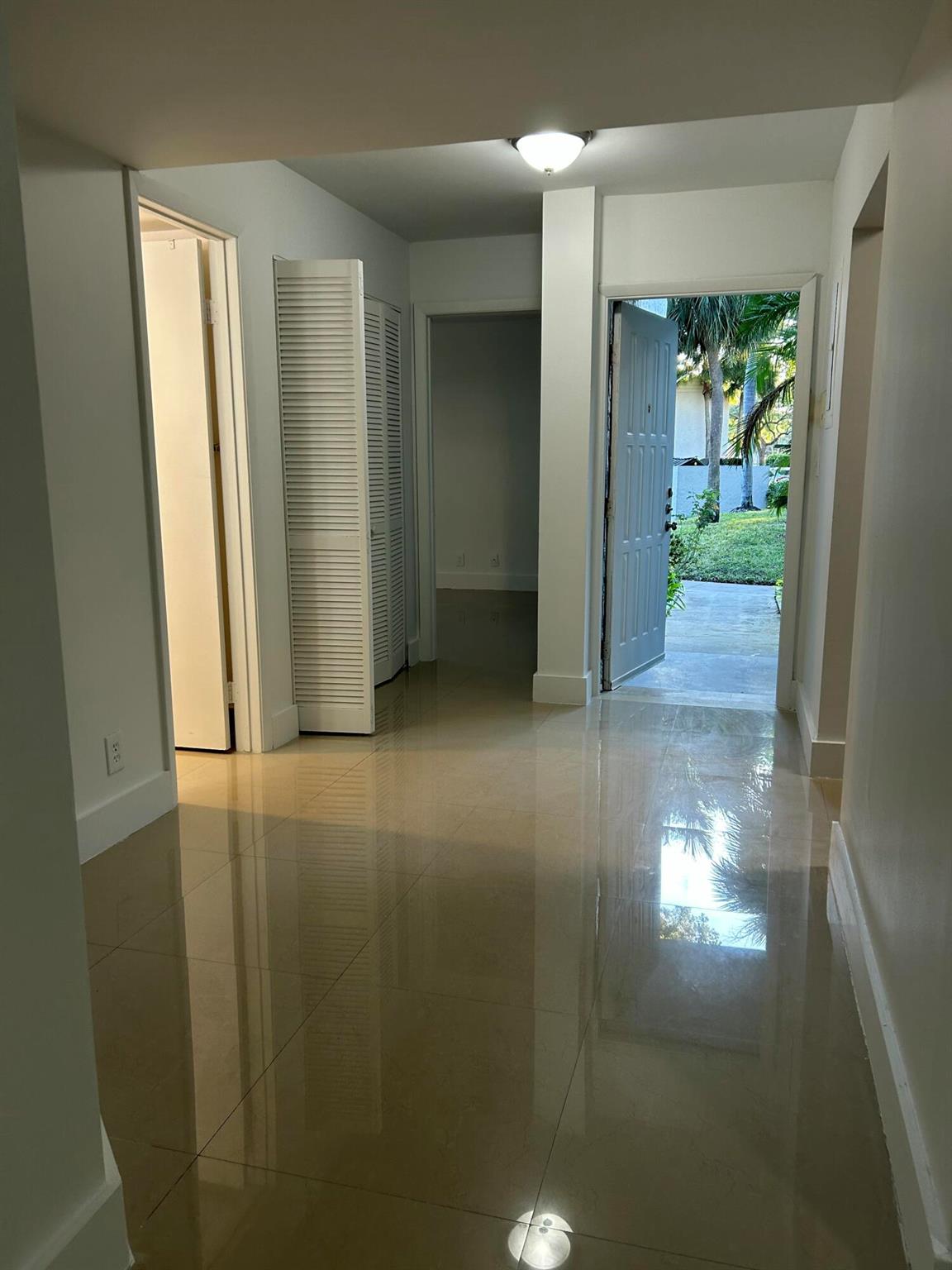 1256 S Military Trail 916