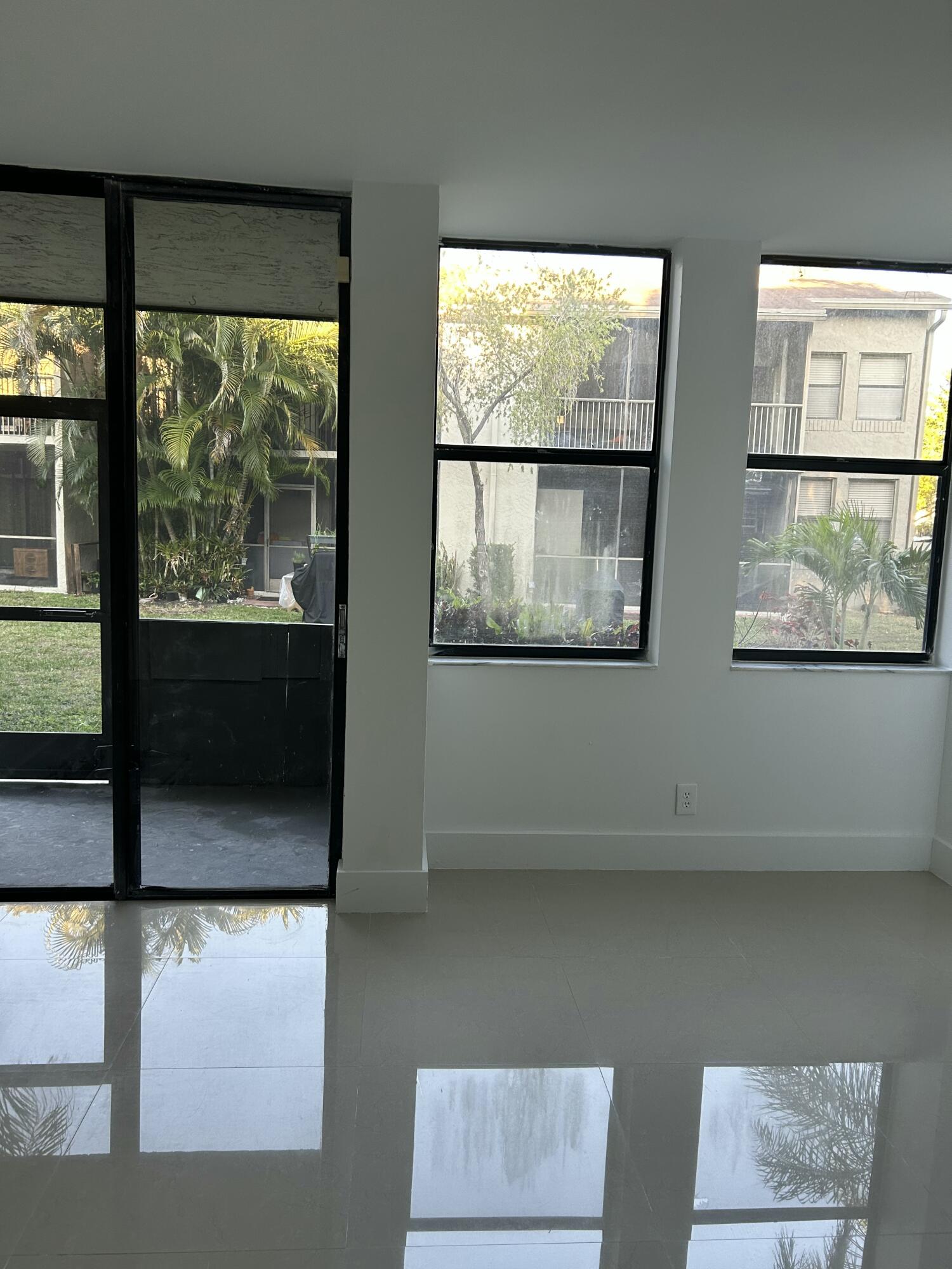 1256 S Military Trail 916