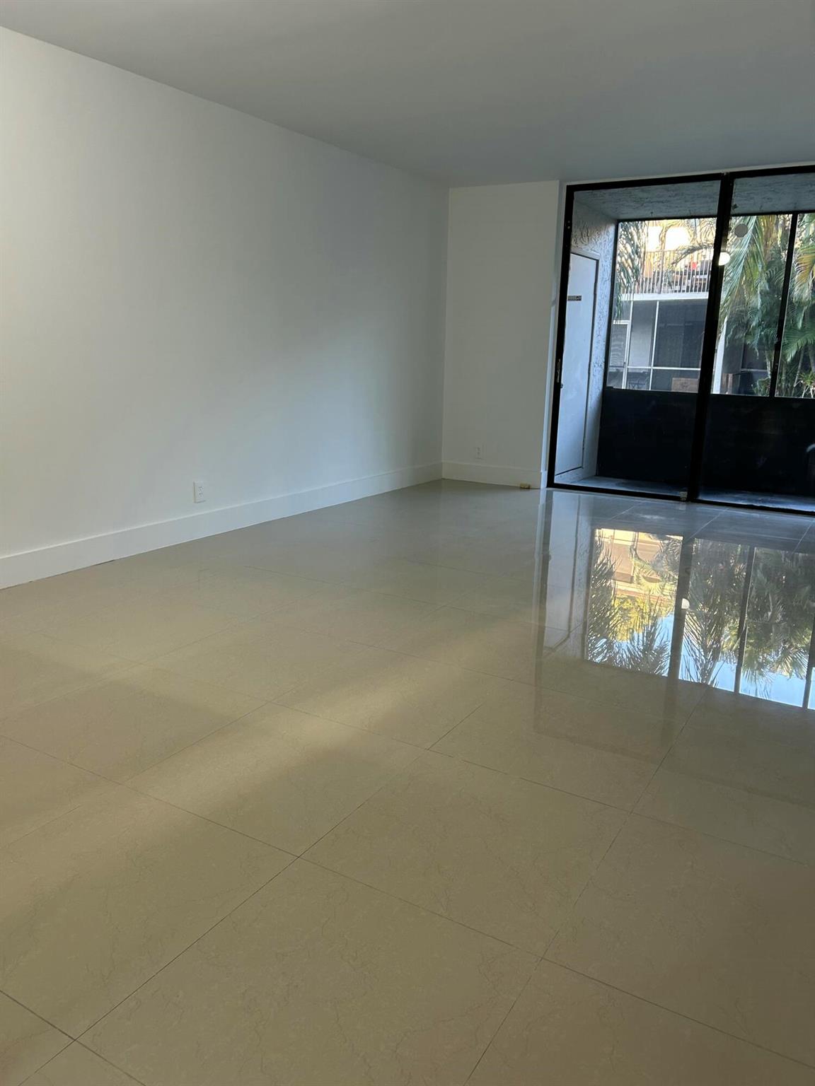 1256 S Military Trail 916