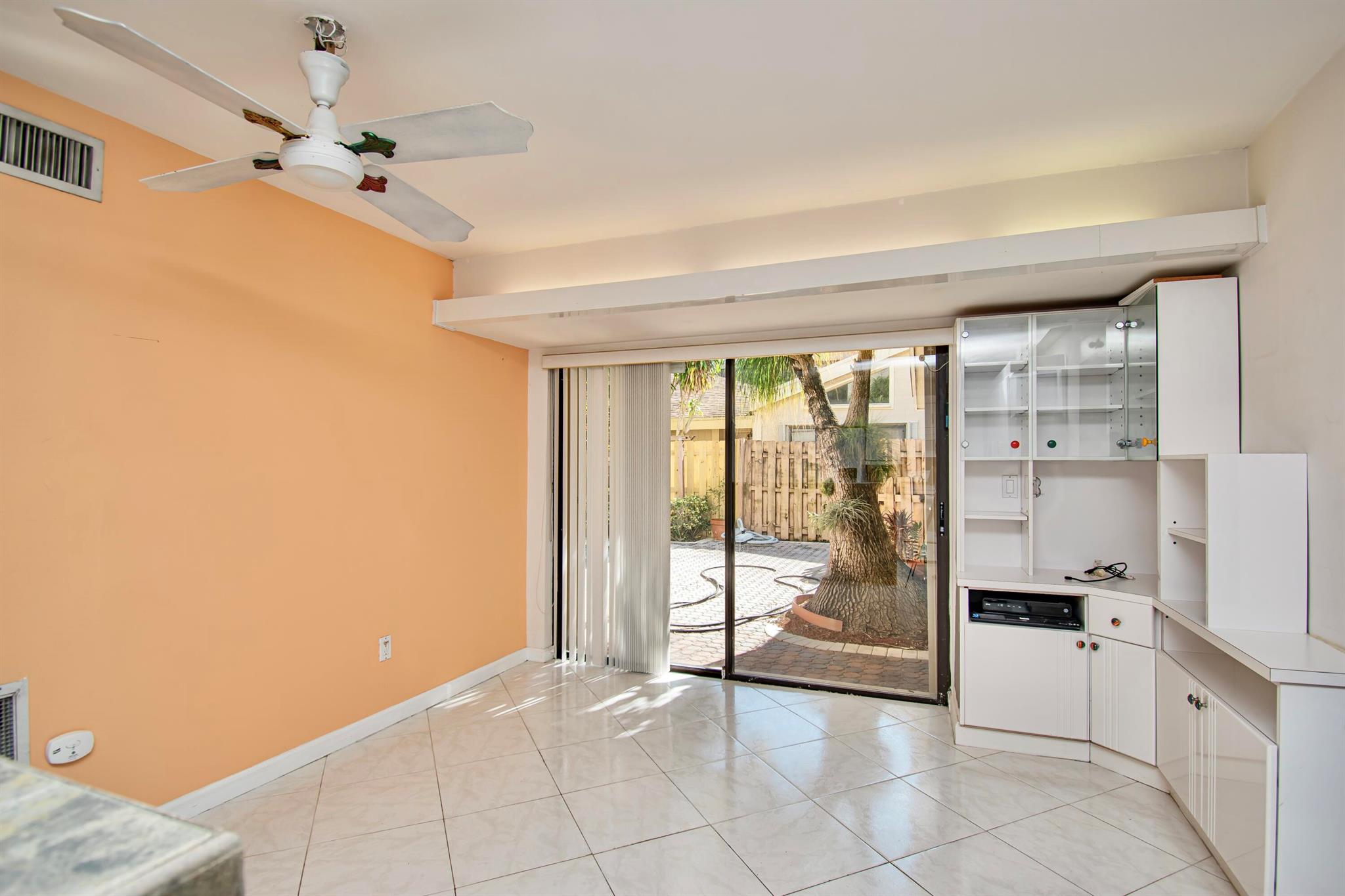 7671 Sierra Terrace W