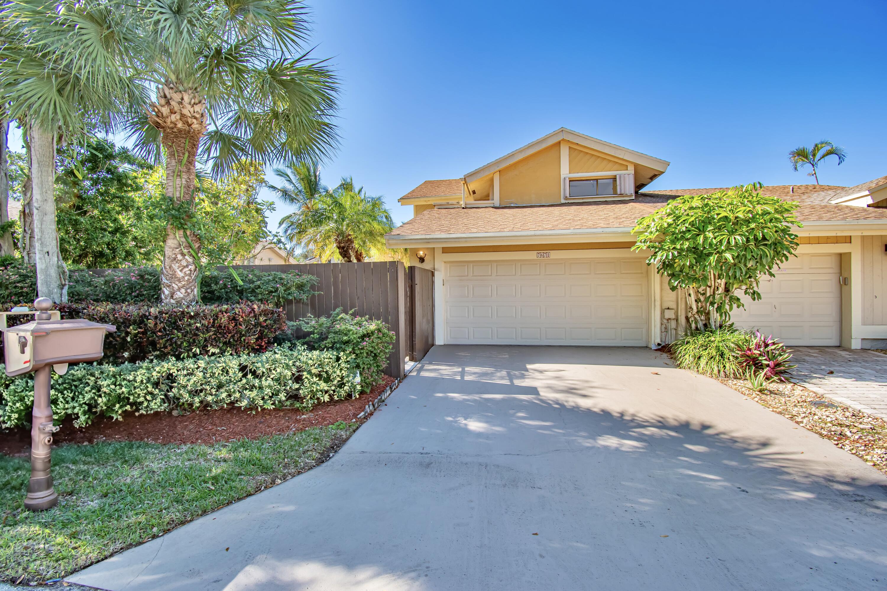 7671 Sierra Terrace W