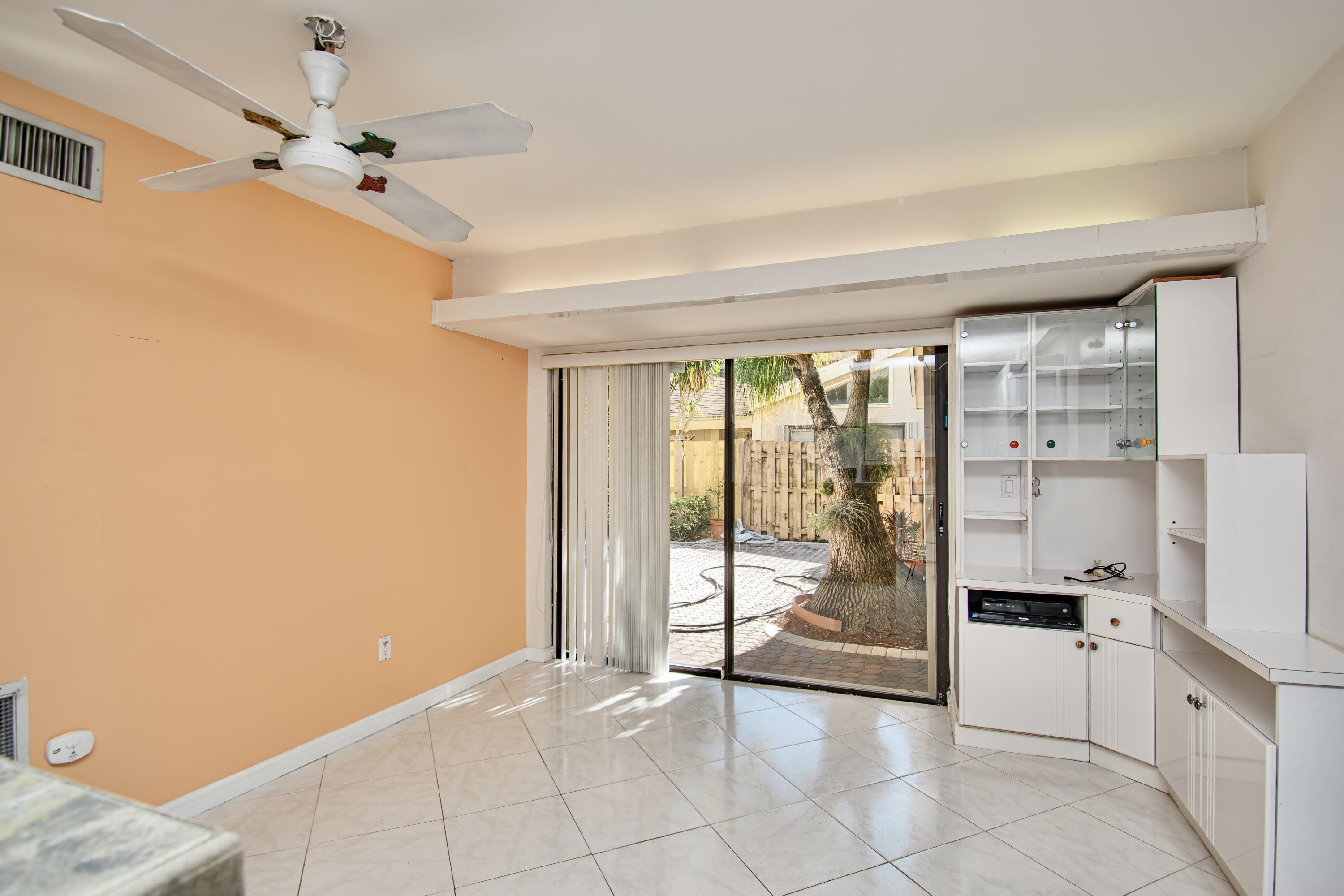 7671 Sierra Terrace W