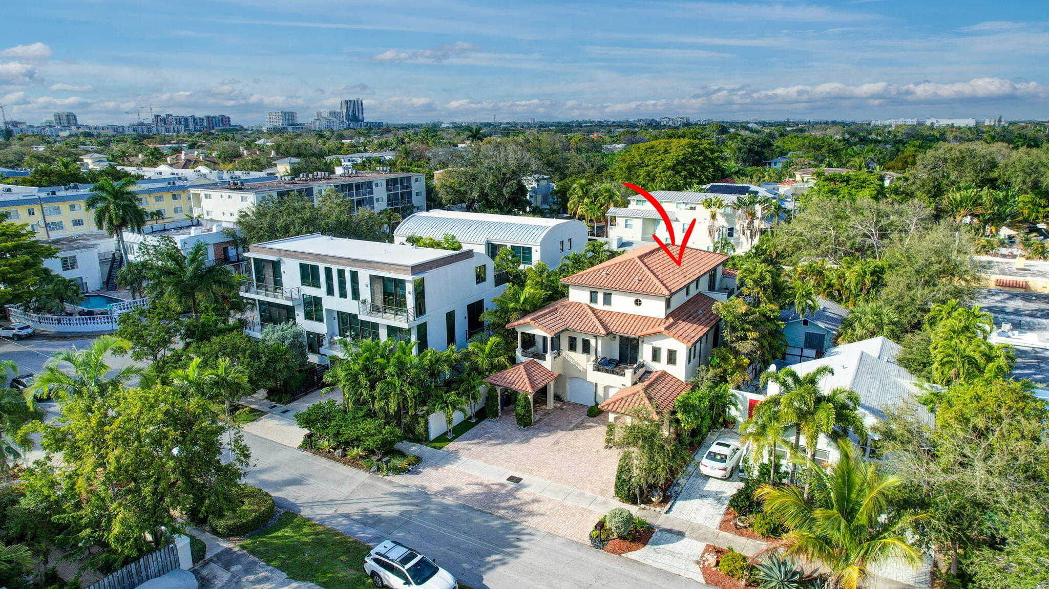 1627 NE 1st Street