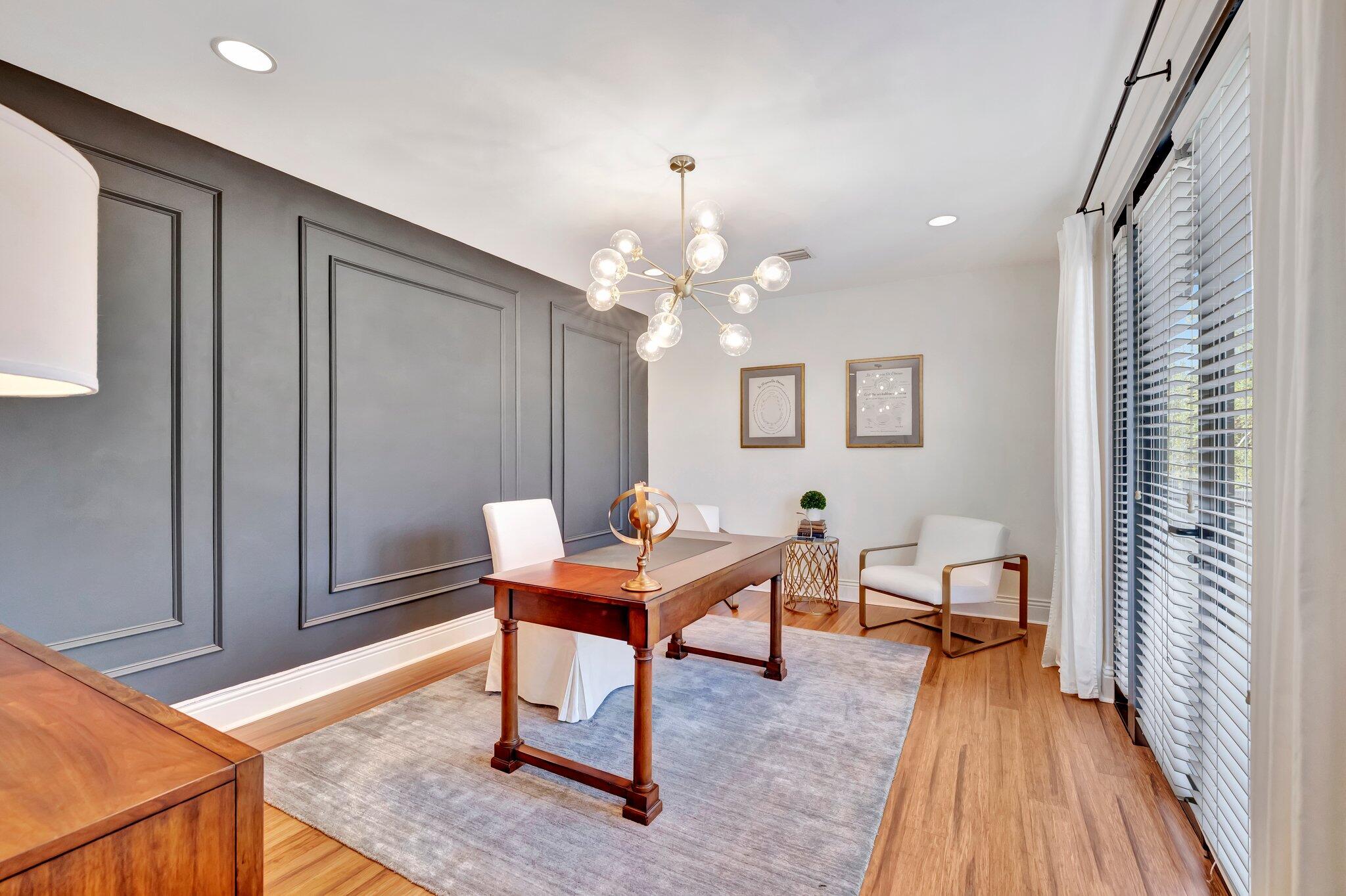 1627 NE 1st Street