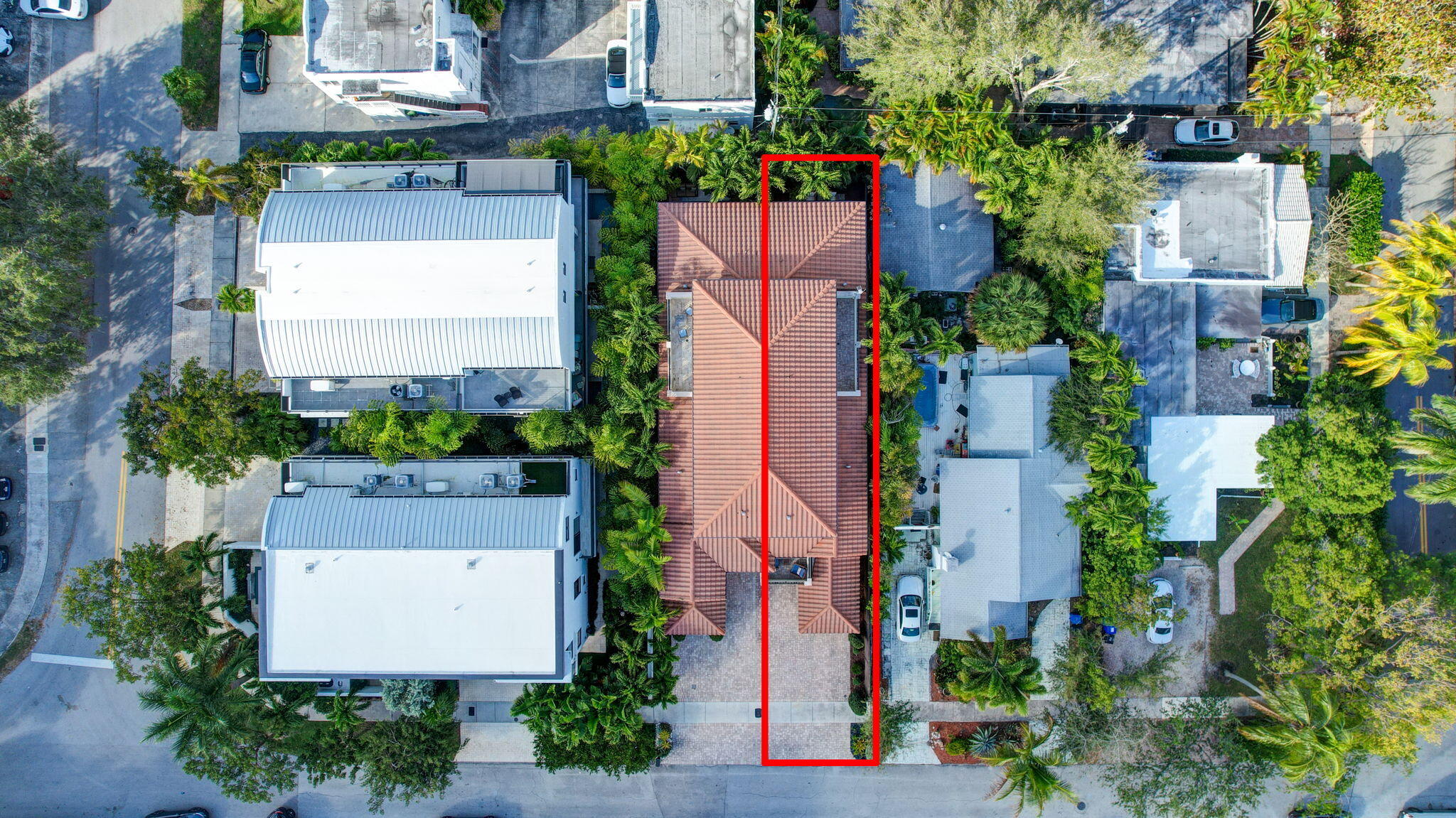 1627 NE 1st Street