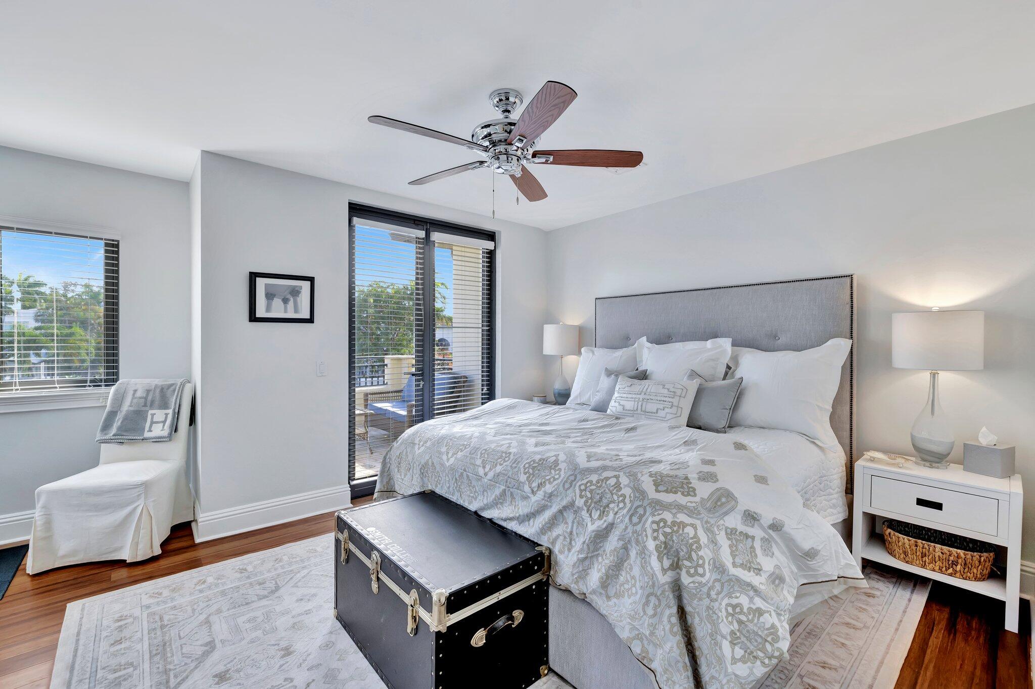 1627 NE 1st Street