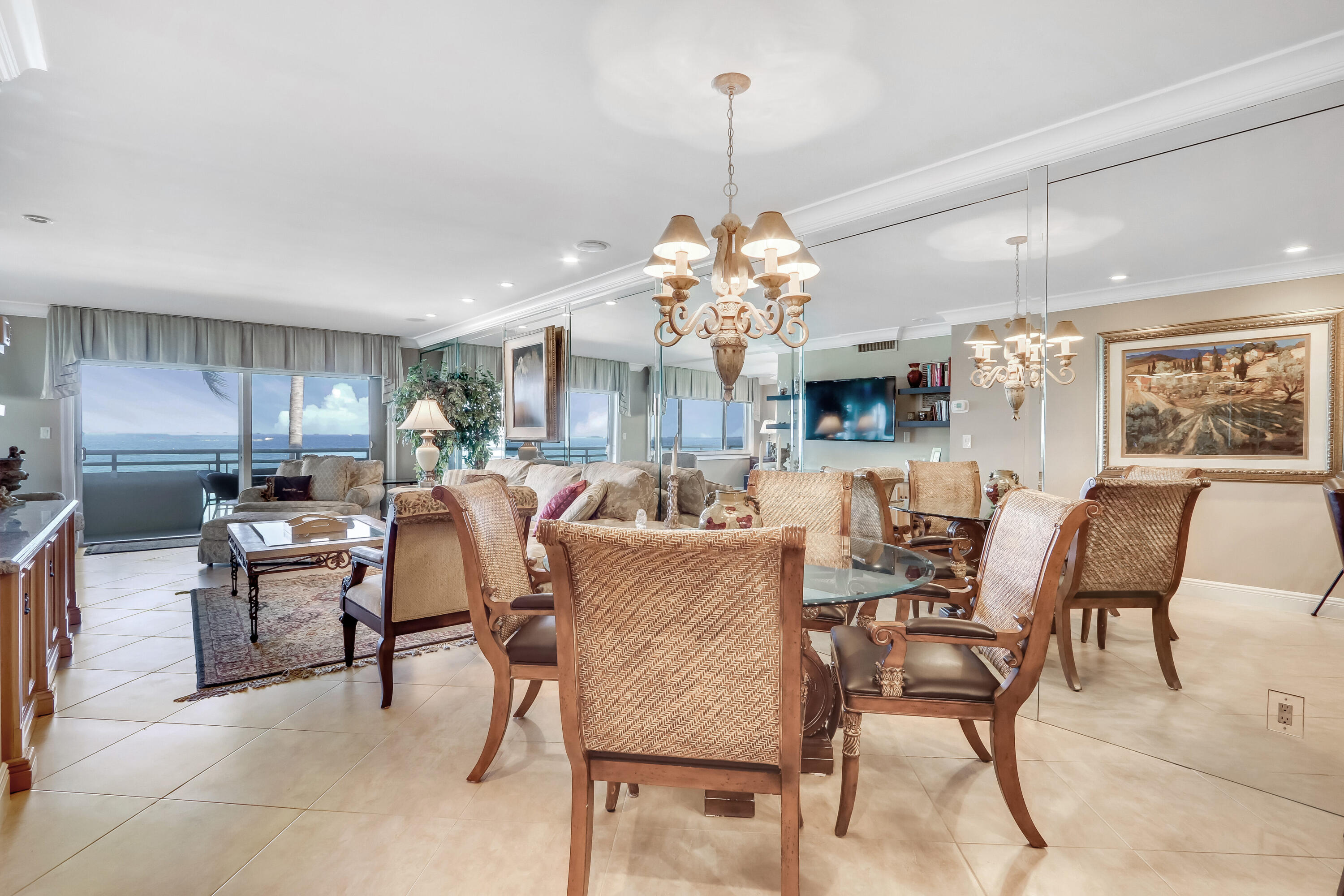 1199 Hillsboro Mile 237