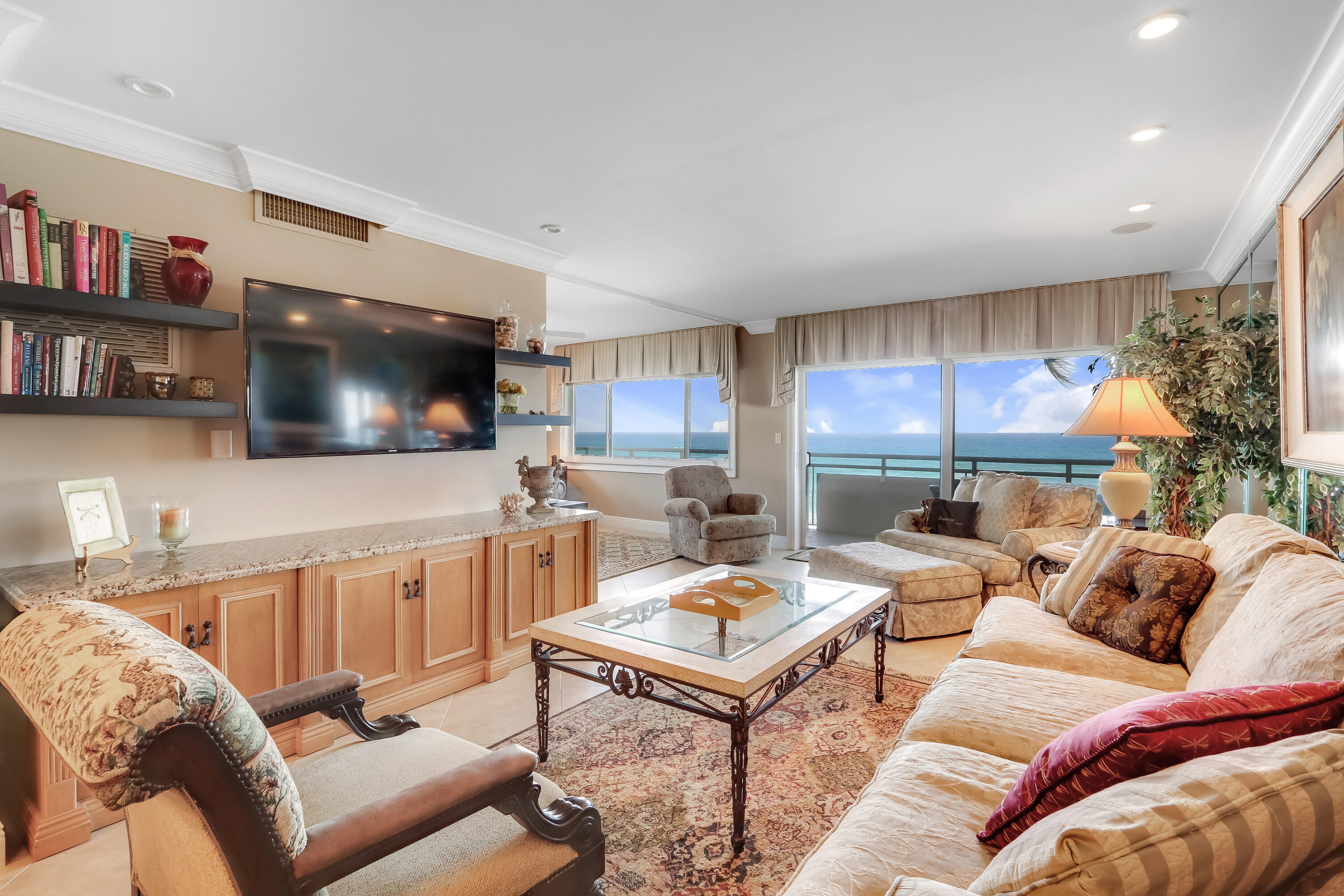 1199 Hillsboro Mile 237