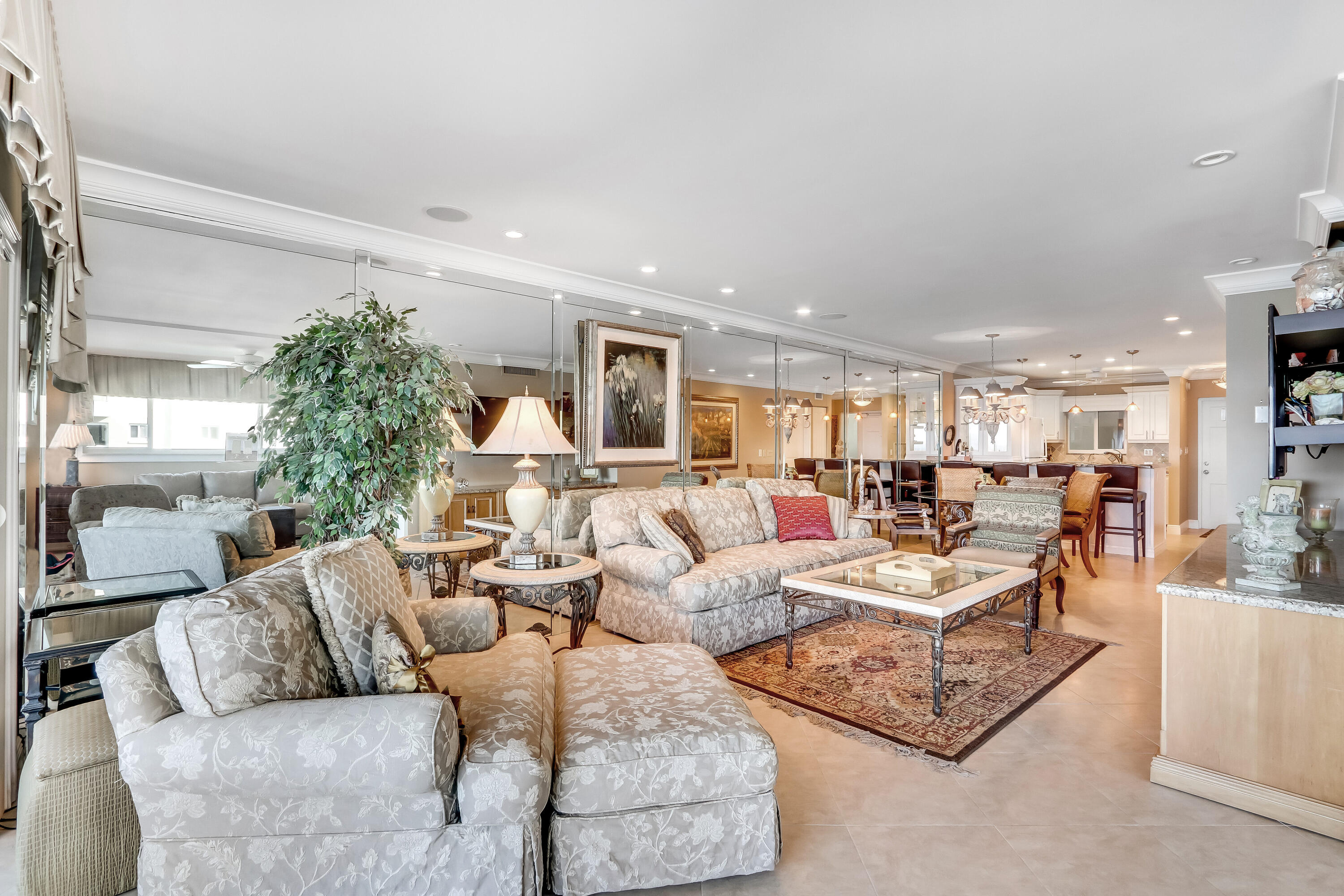 1199 Hillsboro Mile 237